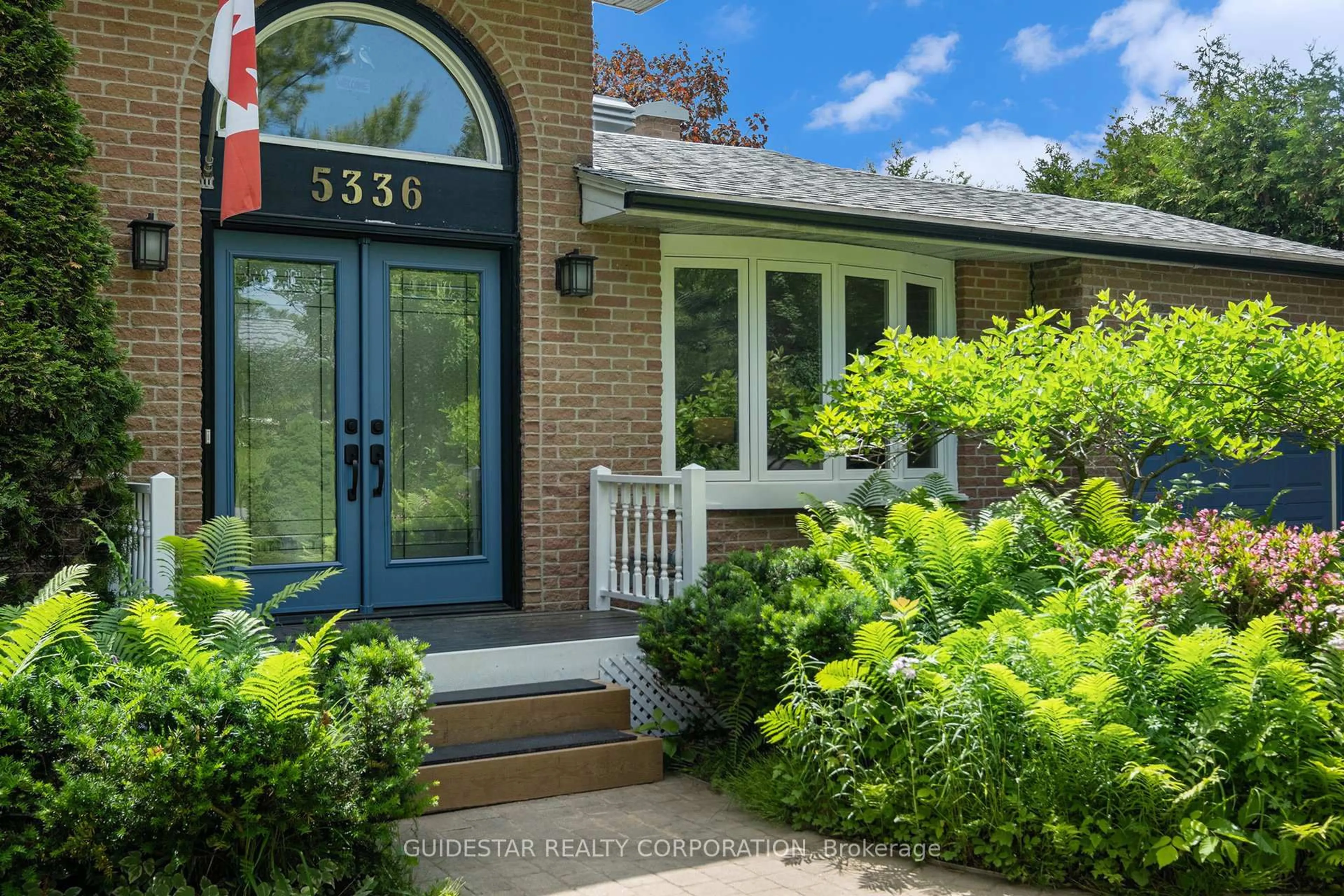 Home with brick exterior material, street for 5336 McLean Cres, Manotick Ontario K4M 1E5