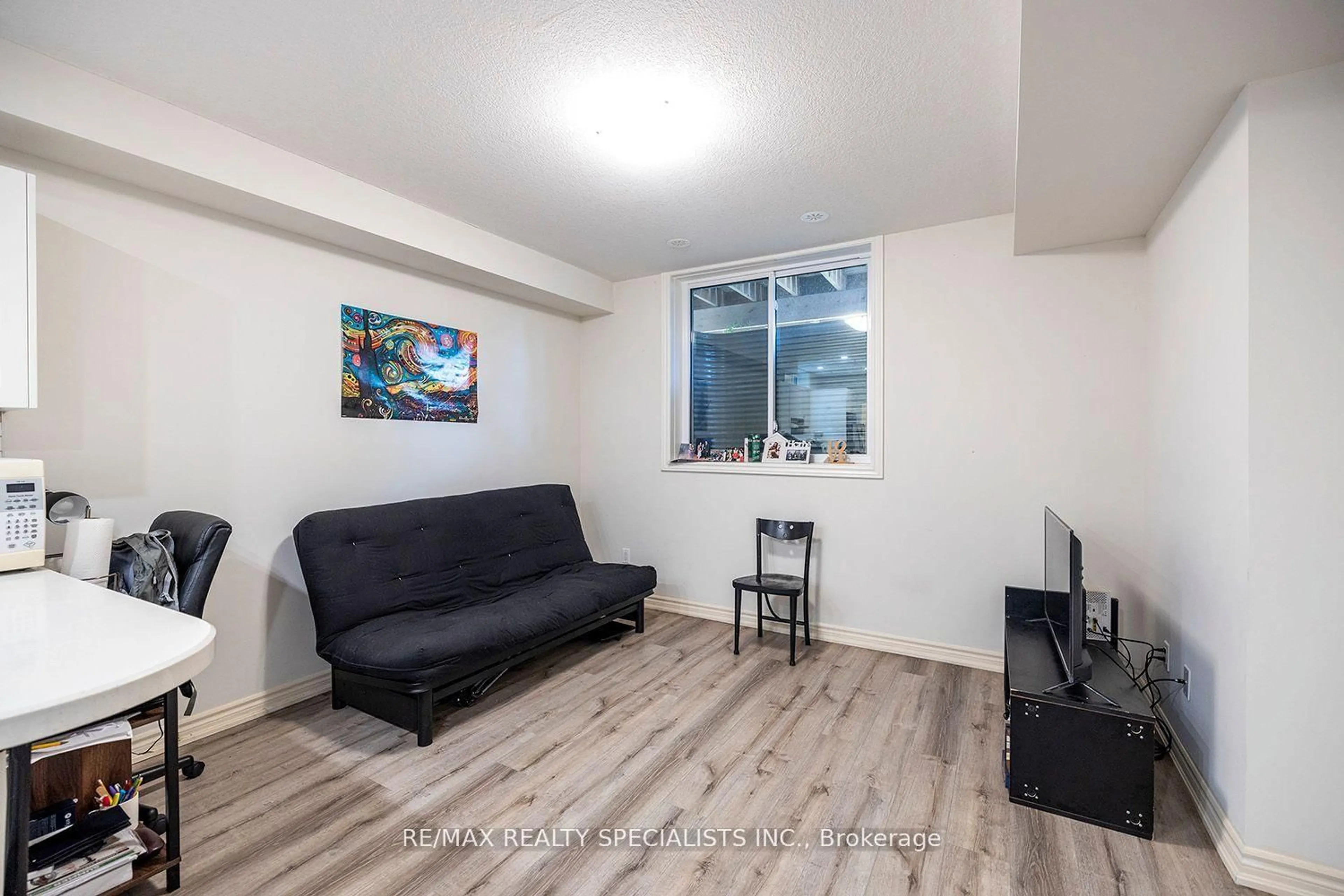 A pic of a room for 164 Heiman St #7A, Kitchener Ontario N2M 0B8