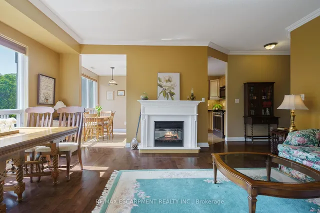 Additional property image - 4000 Creekside Dr Unit 405