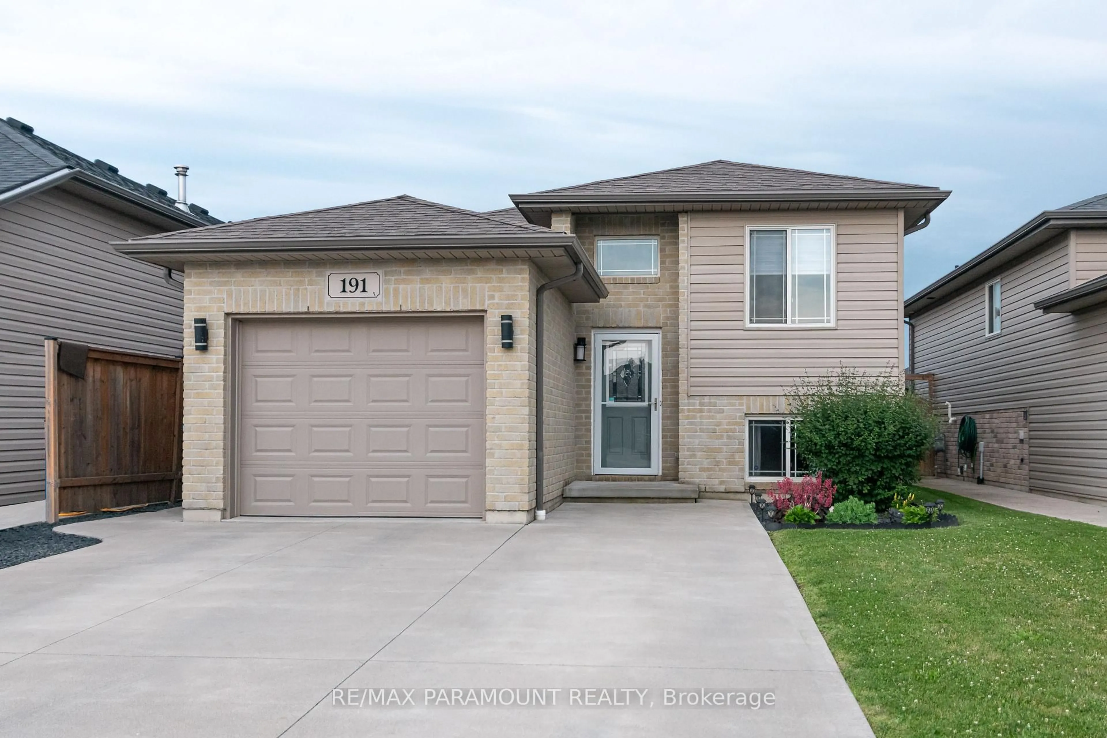 Home with brick exterior material, street for 191 Manning Dr, Chatham-Kent Ontario N7M 0A6