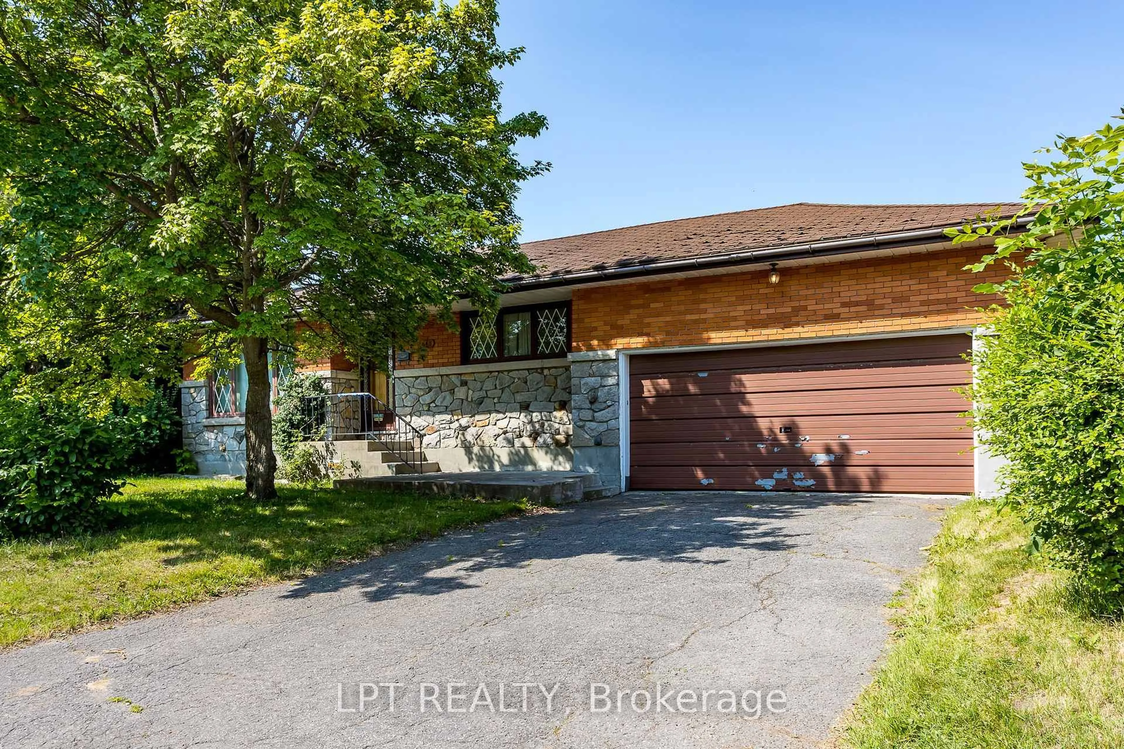 Unknown for 648 Parkview Rd, Ottawa Ontario K1Z 6E5