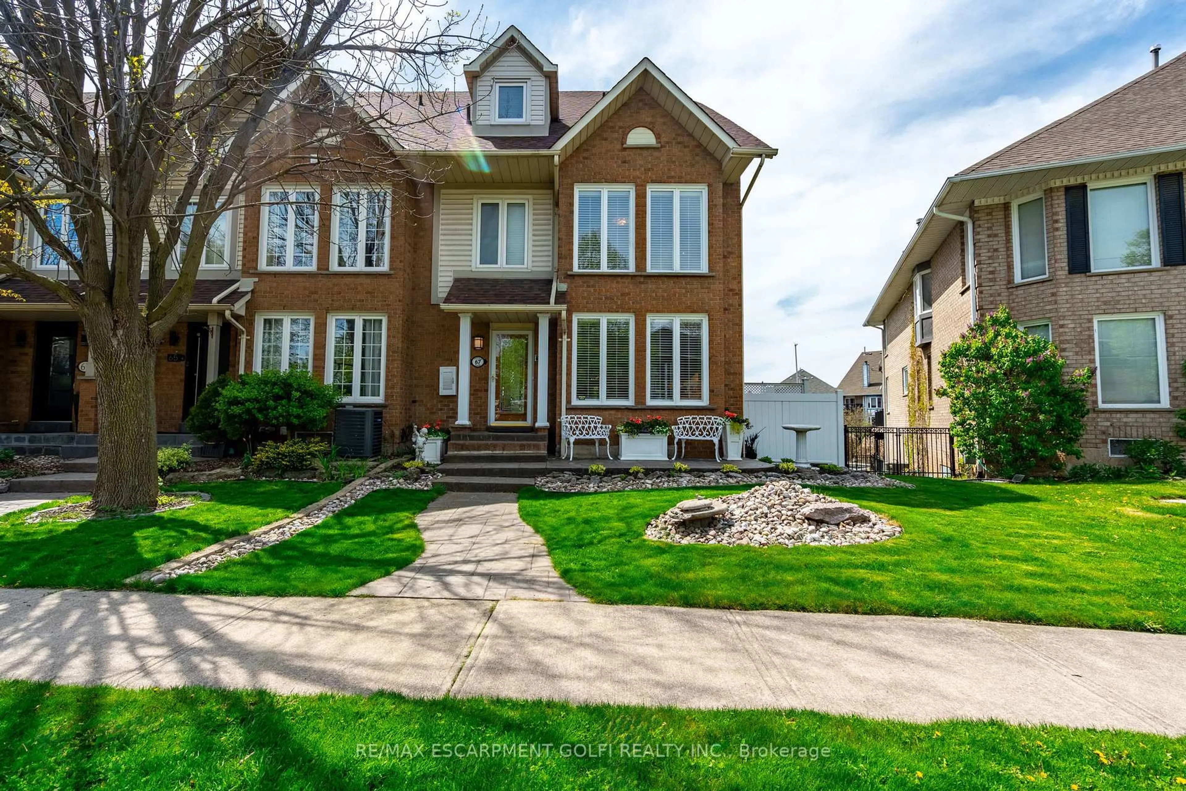 Home with brick exterior material, street for 67 Sunvale Pl, Hamilton Ontario L8E 4Z6