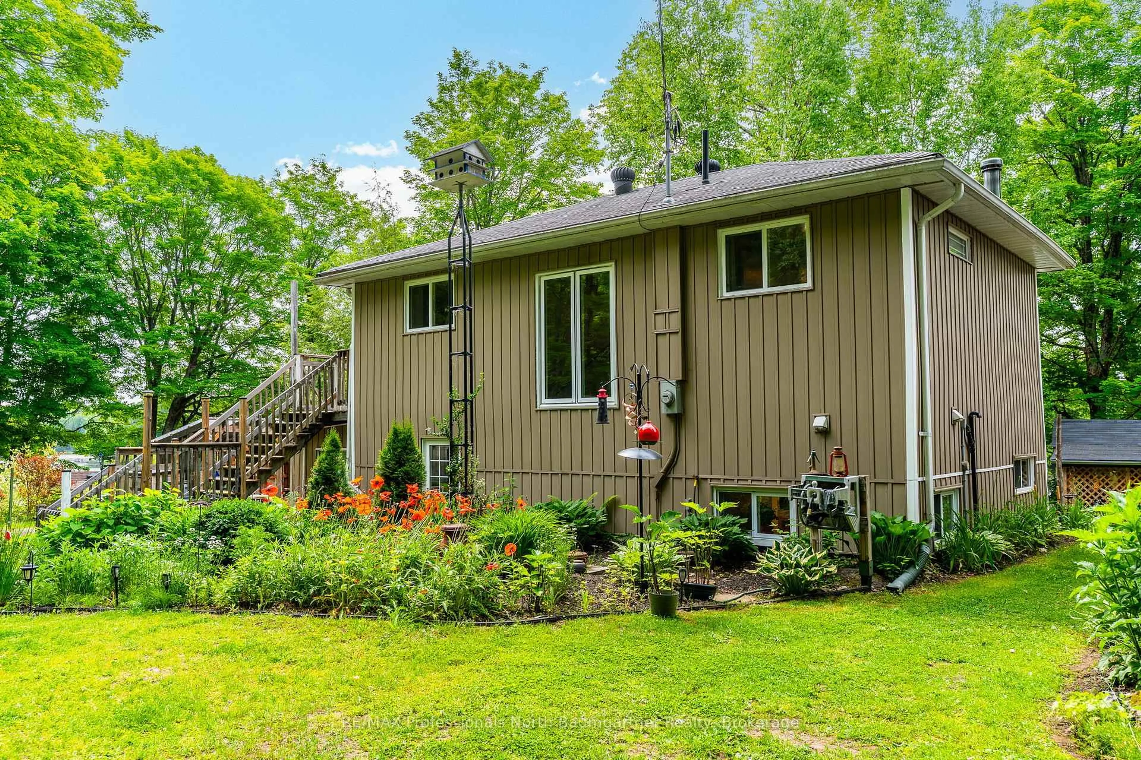 Home with vinyl exterior material, unknown for 1141 Trooper Lake Dr, Highlands East Ontario K0M 1R0