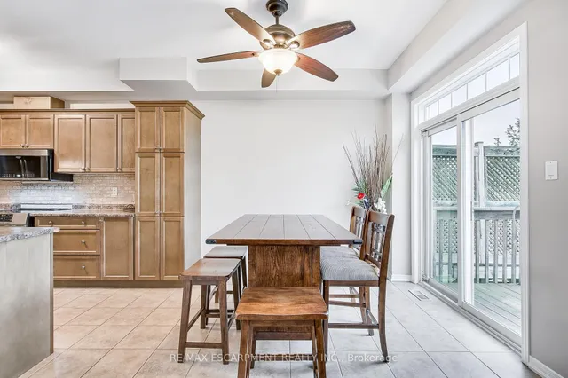 Additional property image - 71 CATHEDRAL Crt