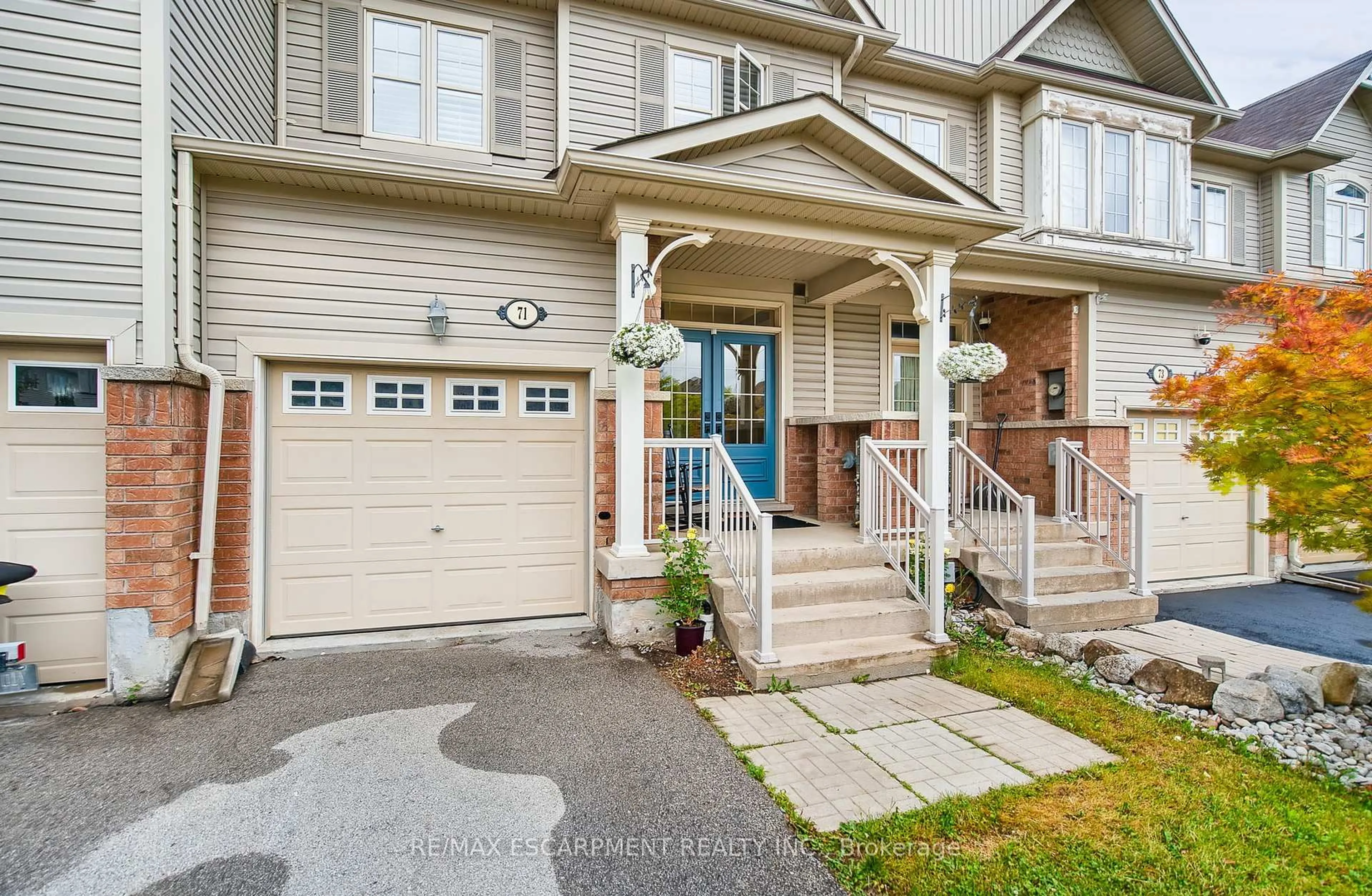 Unknown for 71 CATHEDRAL Crt, Hamilton Ontario L8B 0S1