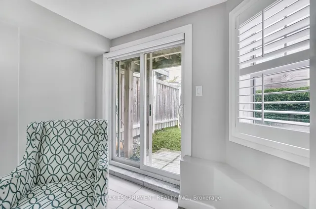 Additional property image - 71 CATHEDRAL Crt
