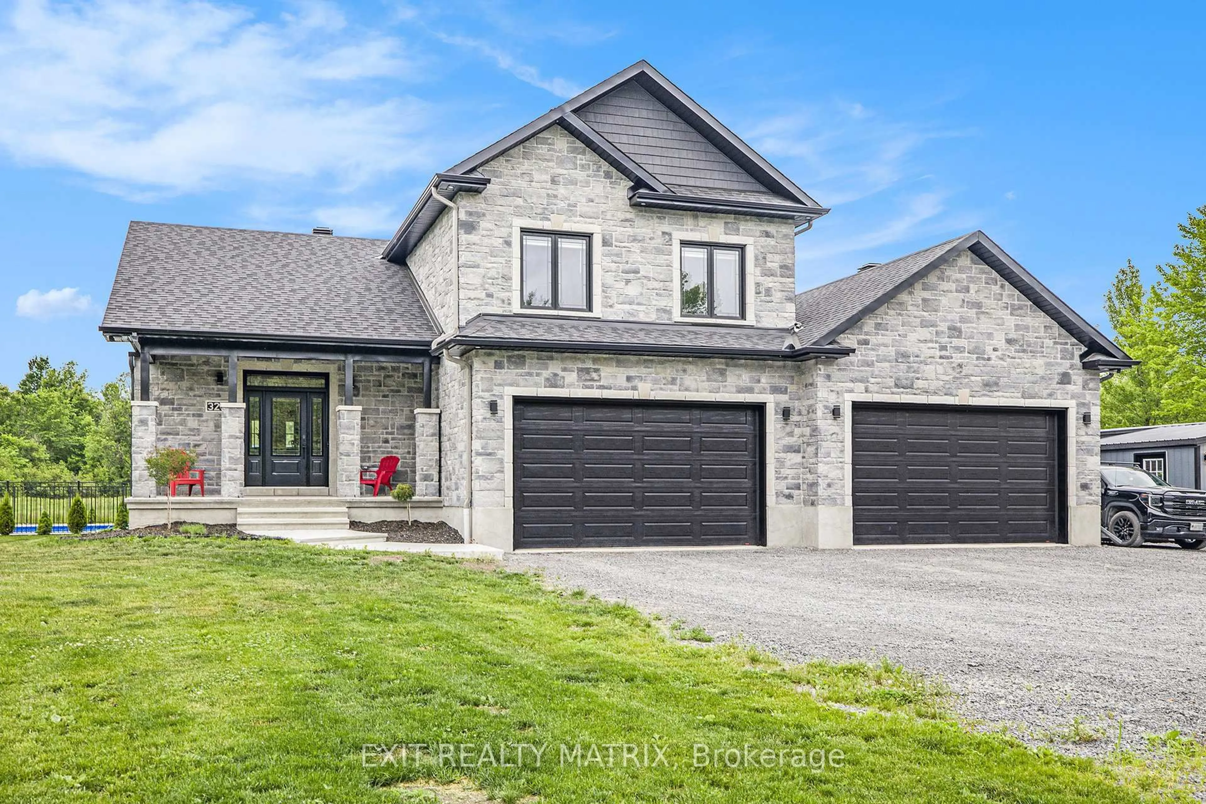 Home with brick exterior material, street for 3253 Maisonneuve Rd, Clarence-Rockland Ontario K0A 3N0