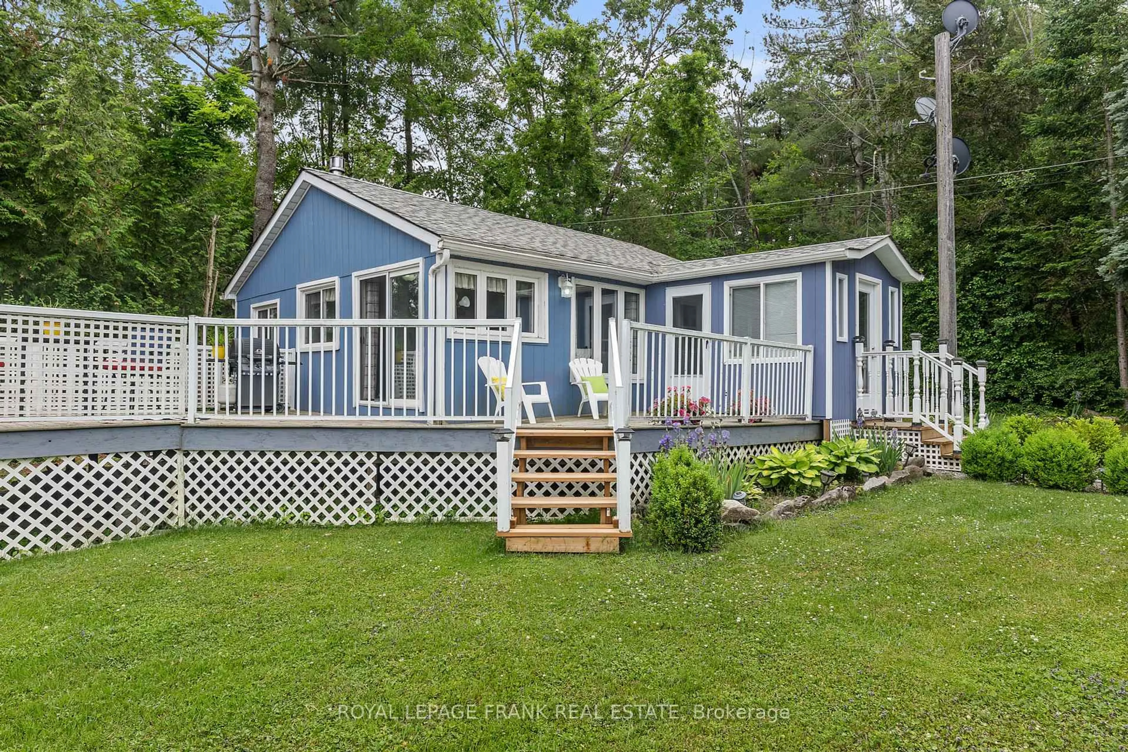 Home with vinyl exterior material, water/lake/river/ocean view for 68 Walmac Shores Rd, Kawartha Lakes Ontario K0M 1A0