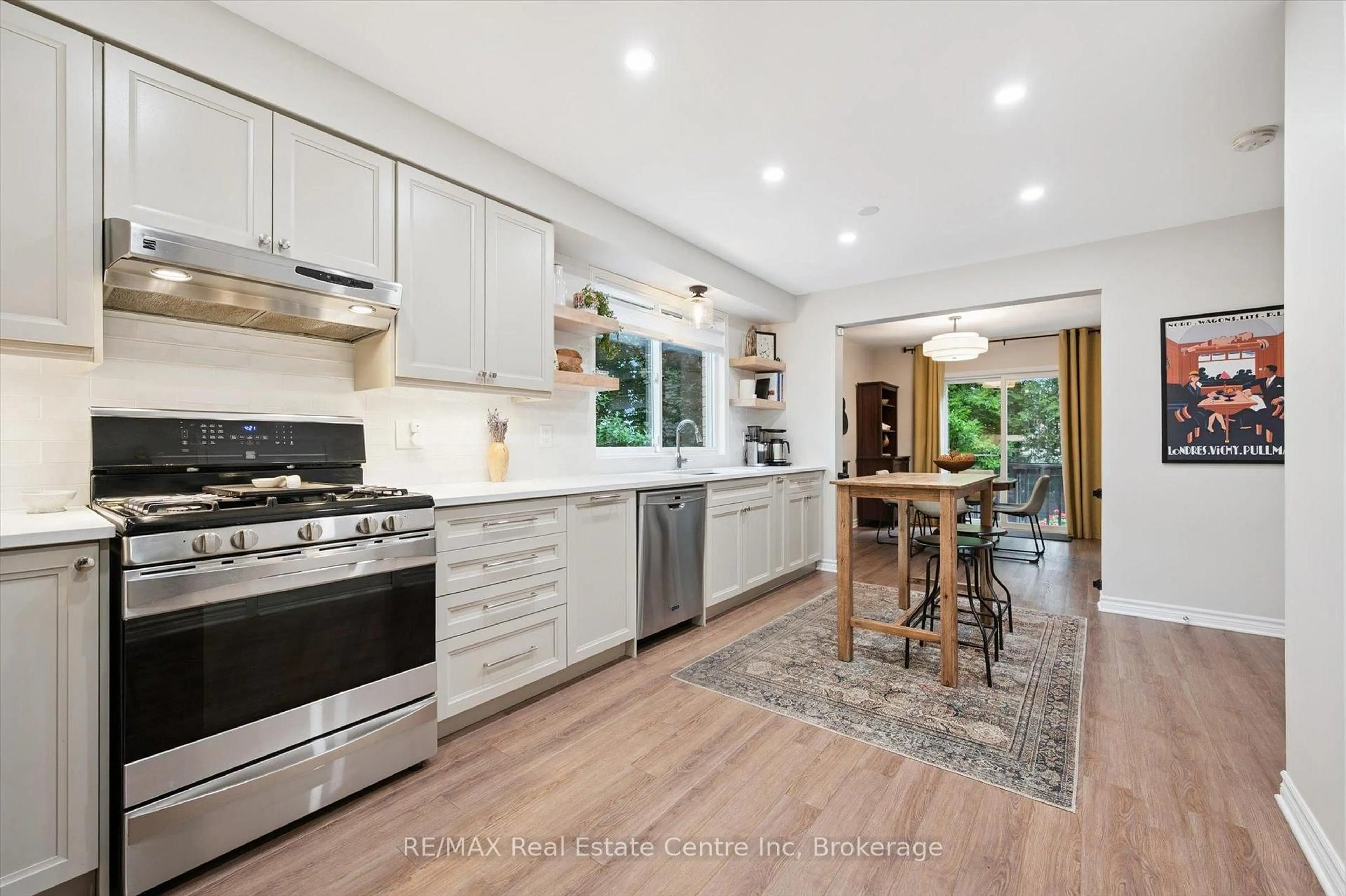 Open concept kitchen, unknown for 33 LONDON Rd, Guelph Ontario N1H 2B2