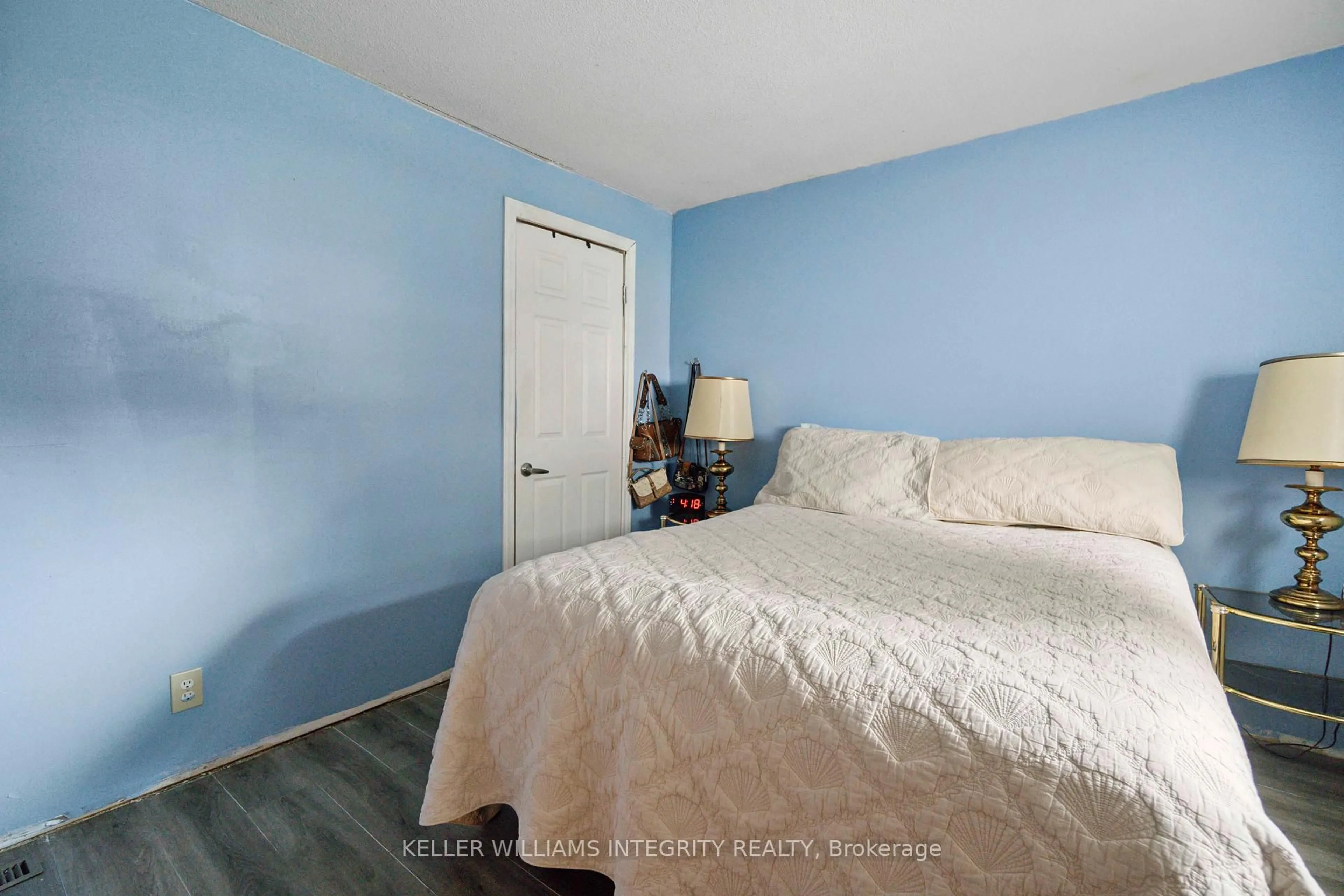 A pic of a room for 295 Glenview Rd, Smiths Falls Ontario K7A 4S4