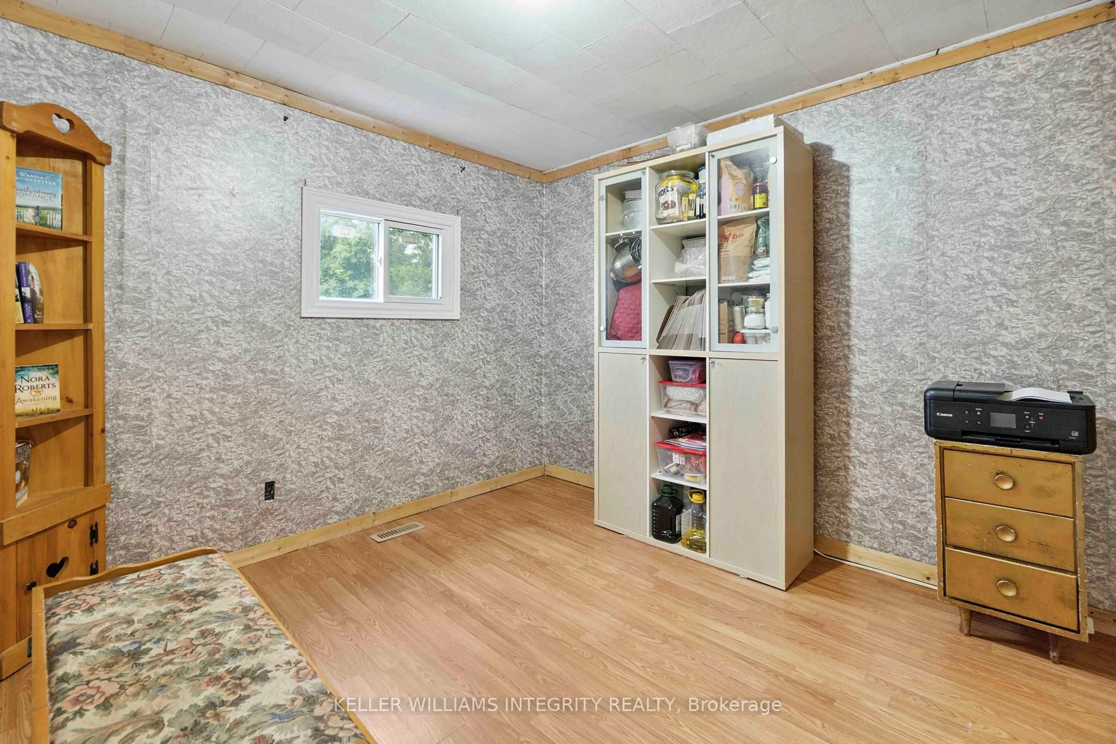 Storage room or clothes room or walk-in closet for 295 Glenview Rd, Smiths Falls Ontario K7A 4S4