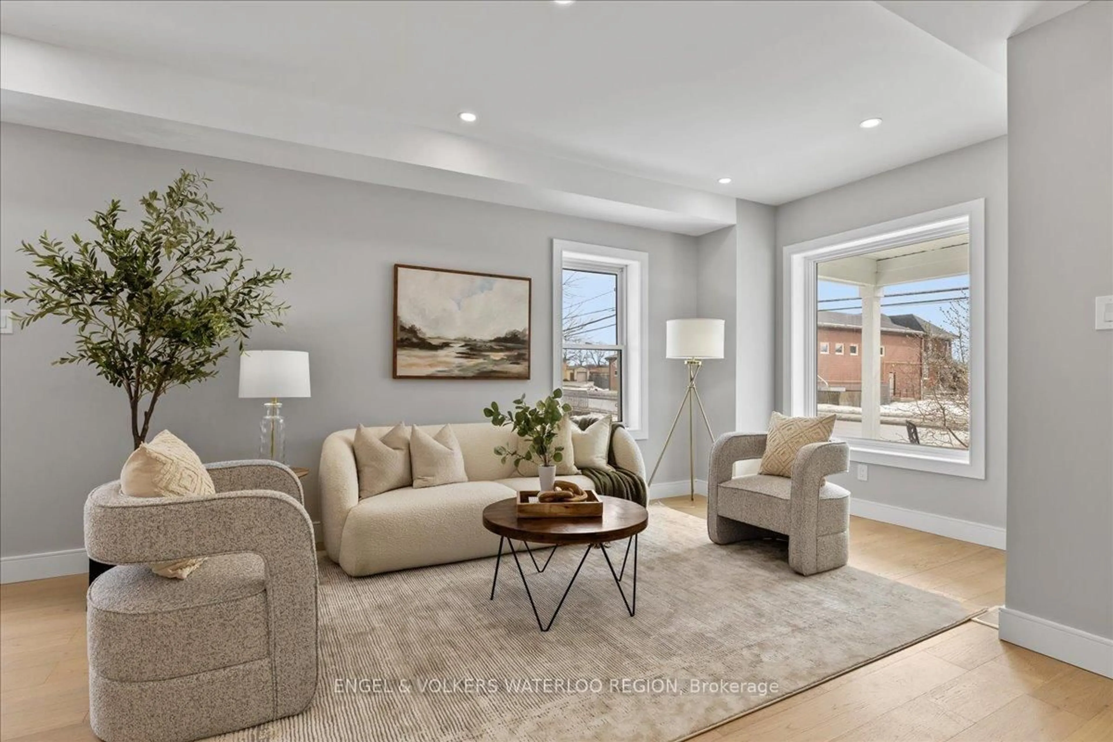 Living room with furniture, unknown for 46 Bell St, Ingersoll Ontario N5C 2N6