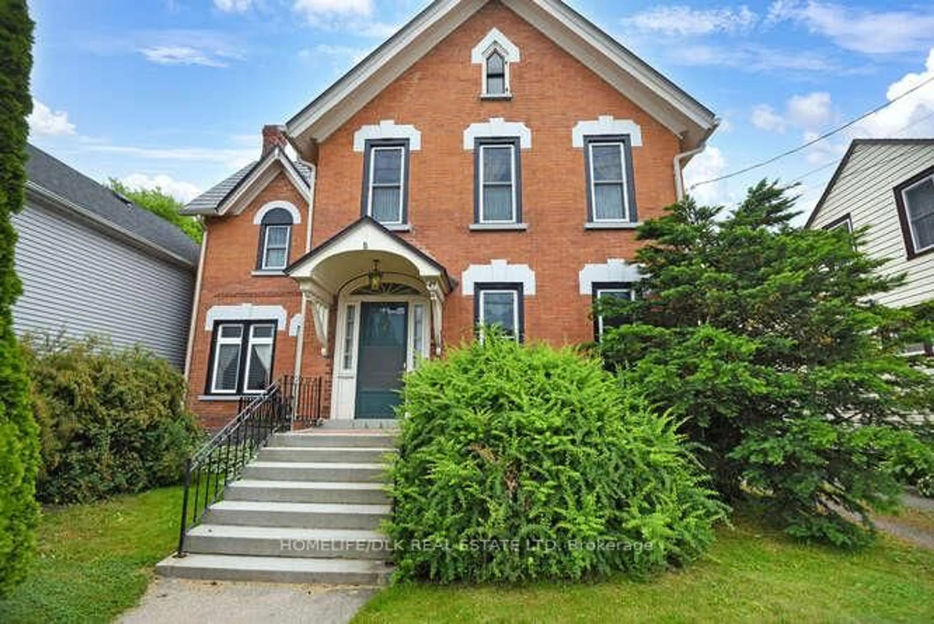 Home with brick exterior material, building for 49 Pearl St, Brockville Ontario K6V 4B7