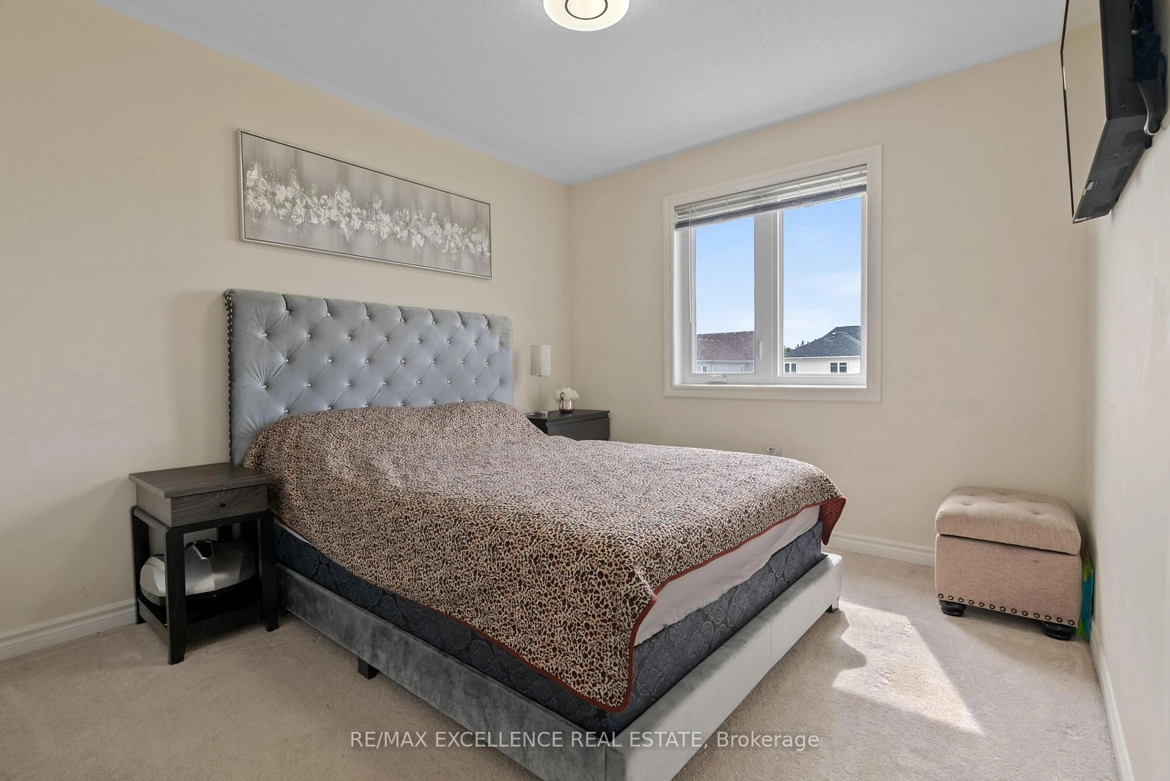 Bedroom with bed, unknown for 40 Todd Cres, Southgate Ontario N0C 1B0