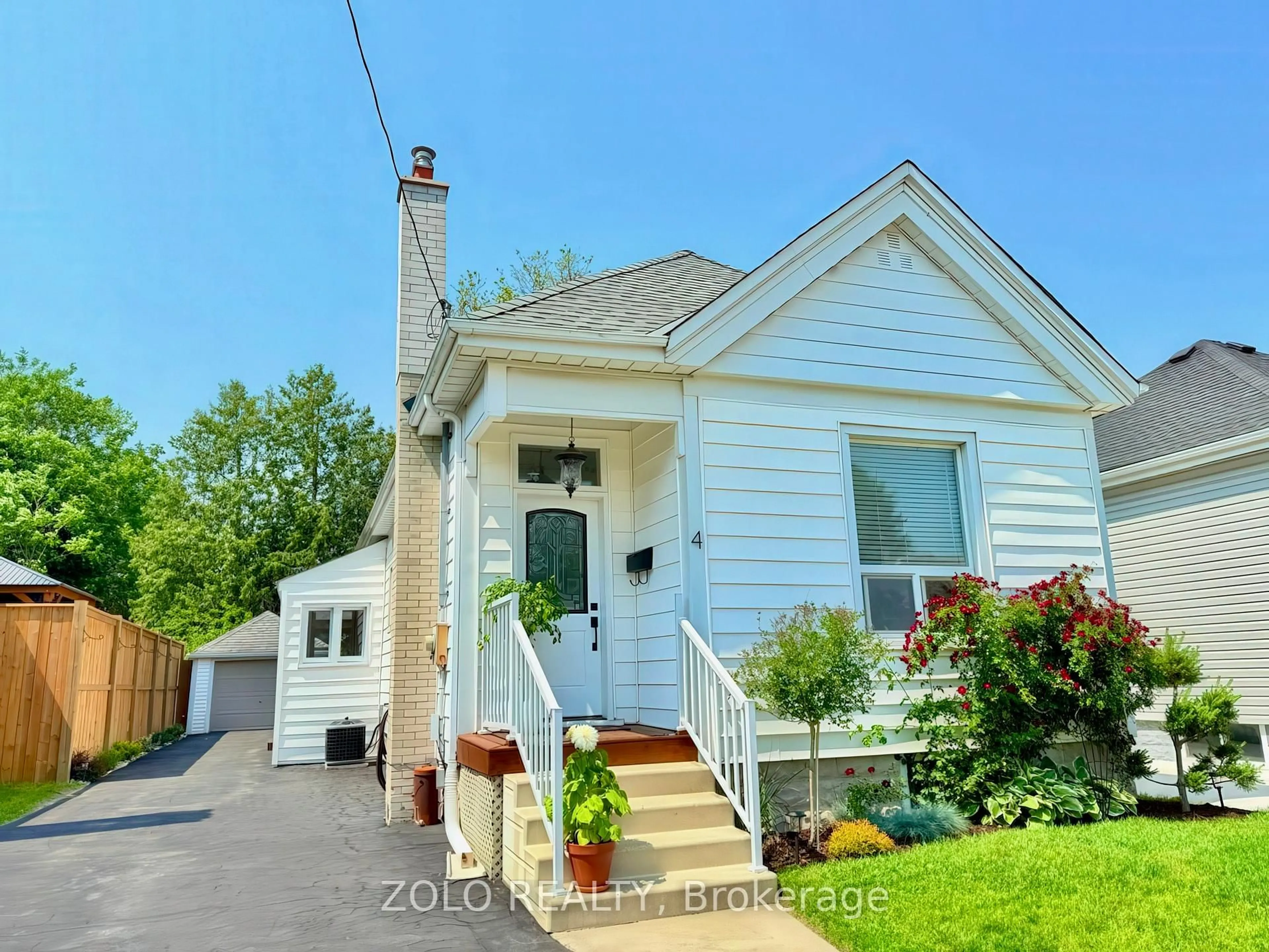 Home with vinyl exterior material, street for 4 Rosewood Ave, London East Ontario N5Z 1K9