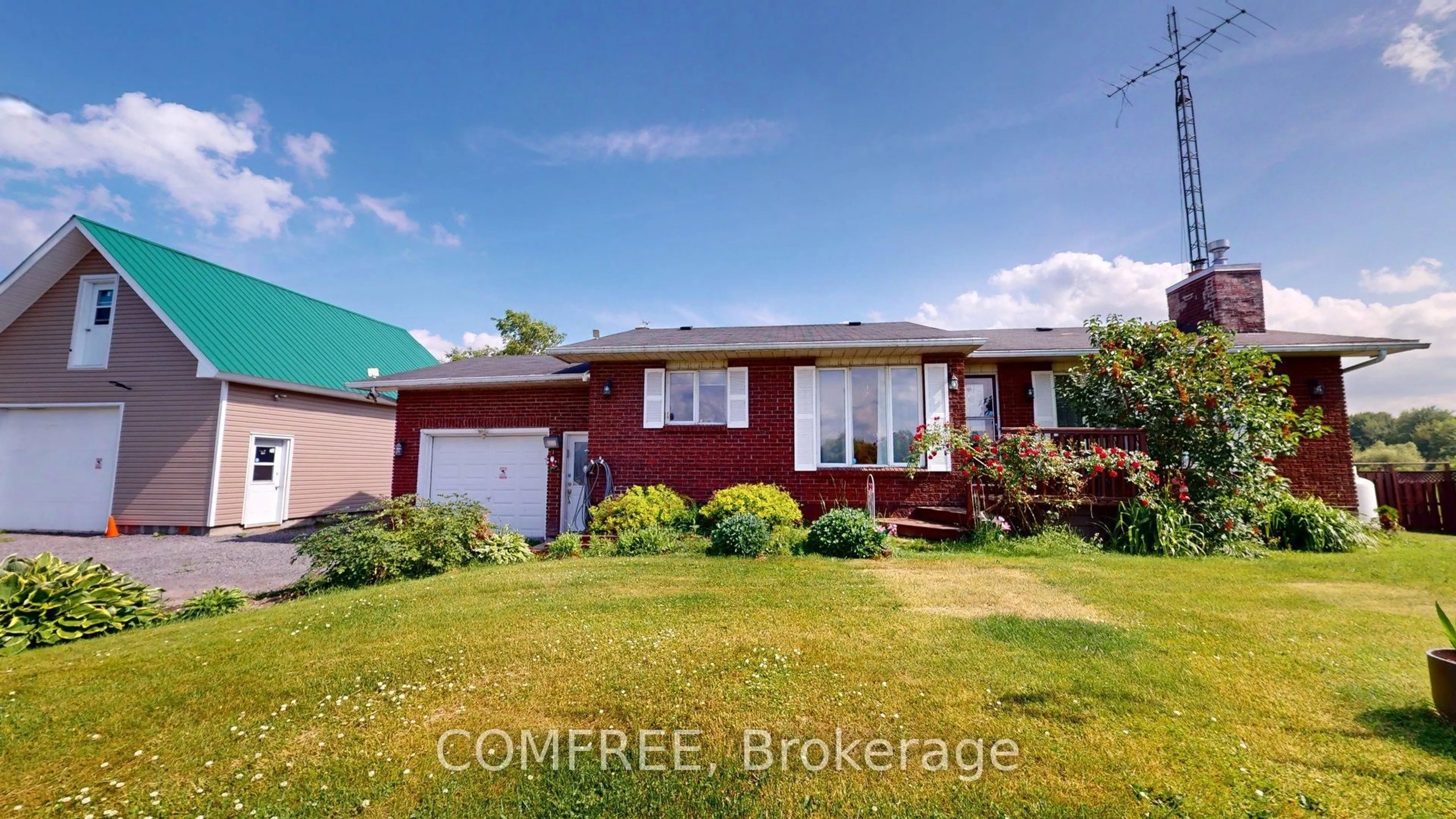 A pic from outside/outdoor area/front of a property/back of a property/a pic from drone, street for 2196 Concession 3 Rd, Alfred and Plantagenet Ontario K0B 1A0