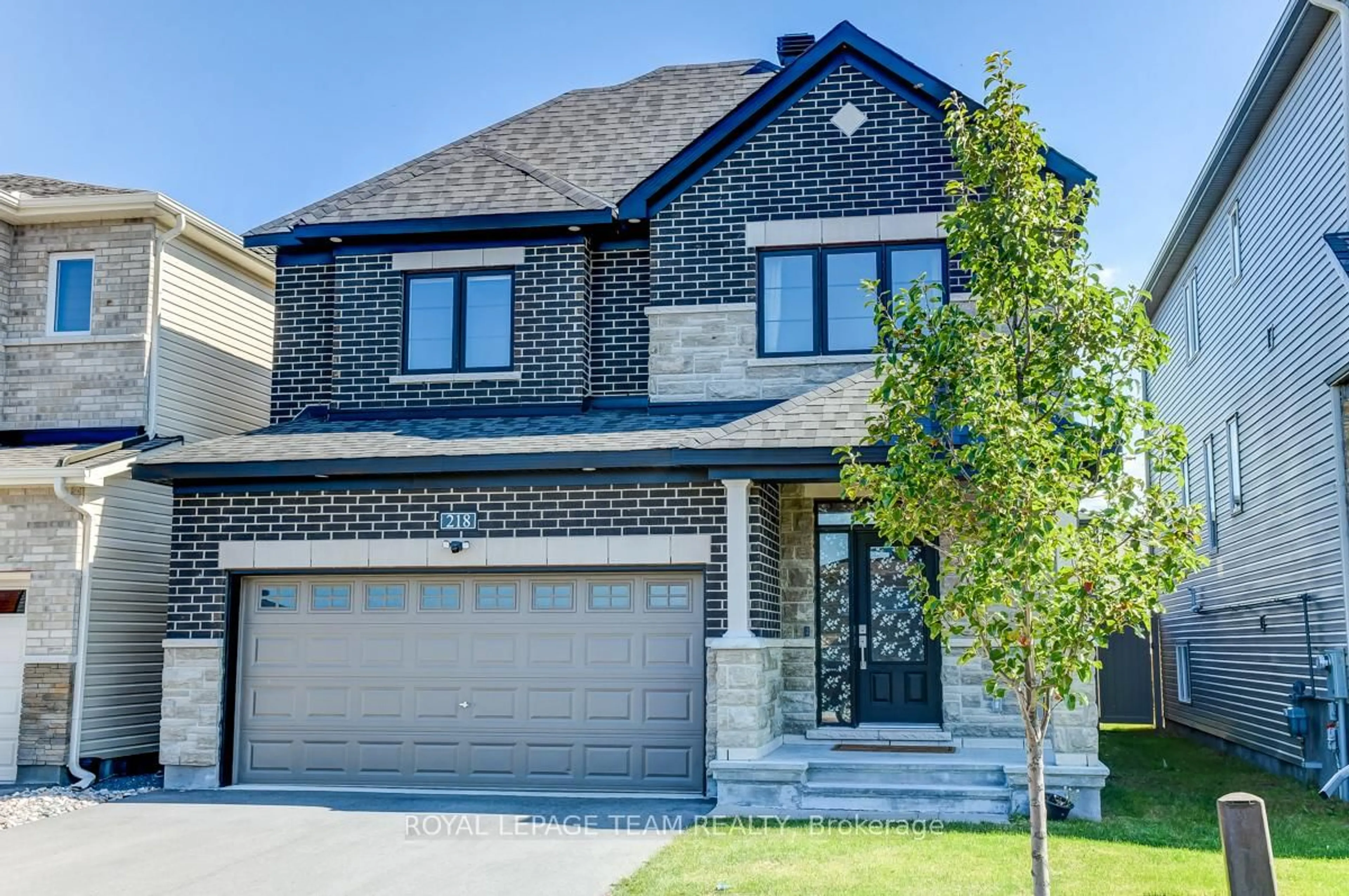 Home with brick exterior material, street for 218 CALVINGTON Ave, Ottawa Ontario K2T 0P8