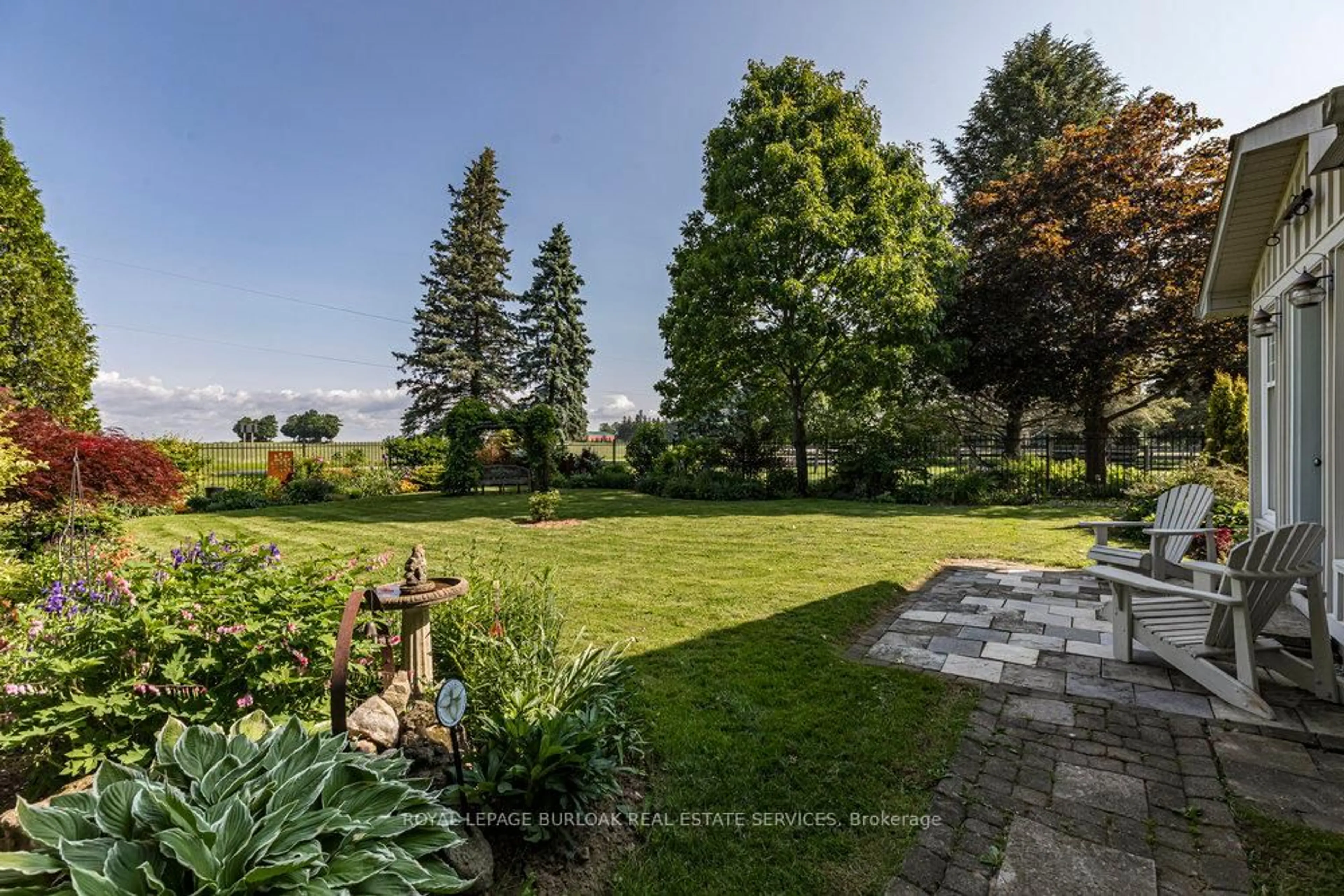 Patio, water/lake/river/ocean view for 516 Concession 7 Rd, Hamilton Ontario L8B 1T6