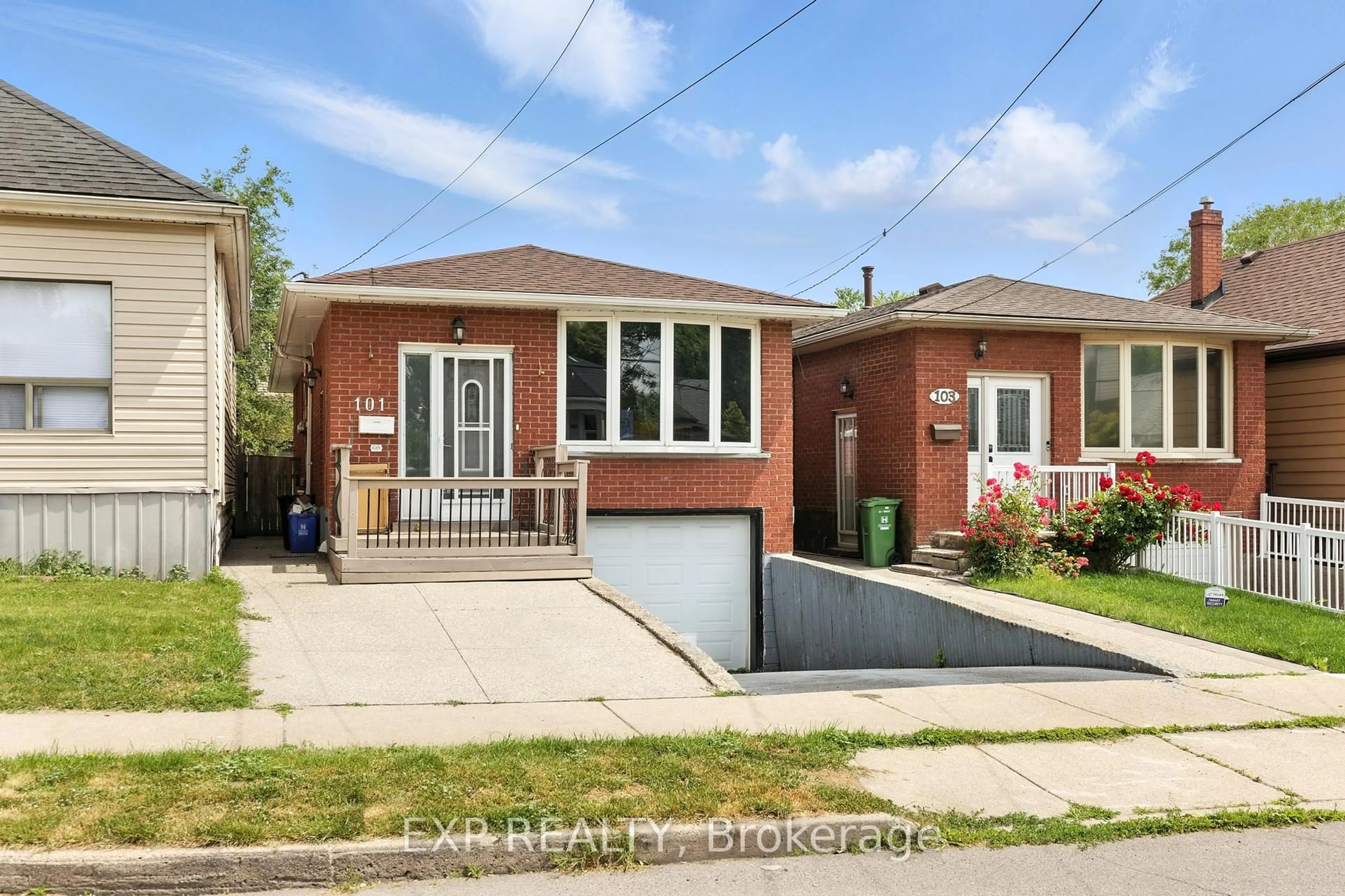 Home with brick exterior material, street for 101 MCANULTY Blvd, Hamilton Ontario L8H 3H3