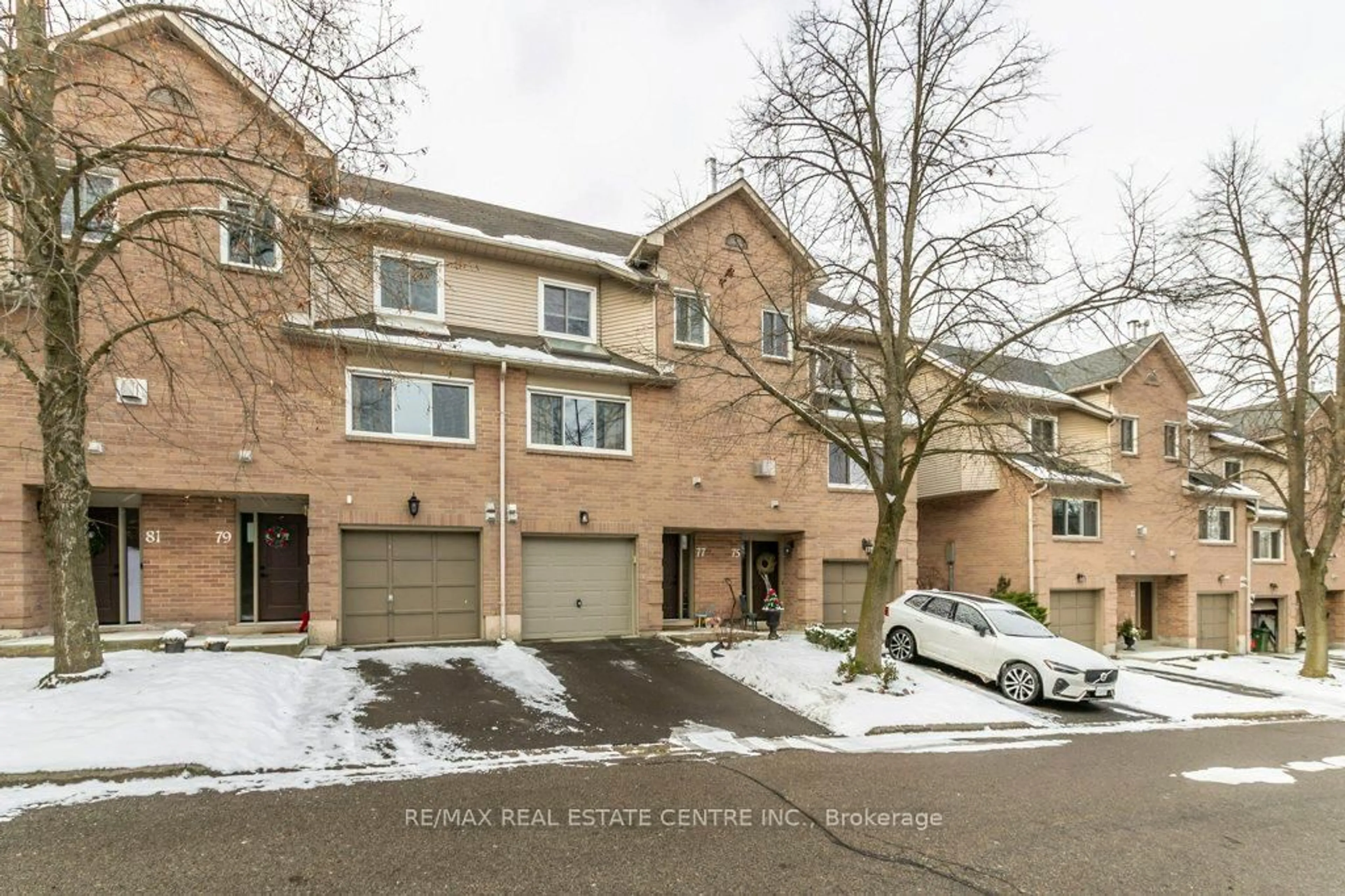Unknown for 26 Moss Blvd #77, Hamilton Ontario L9H 6W8