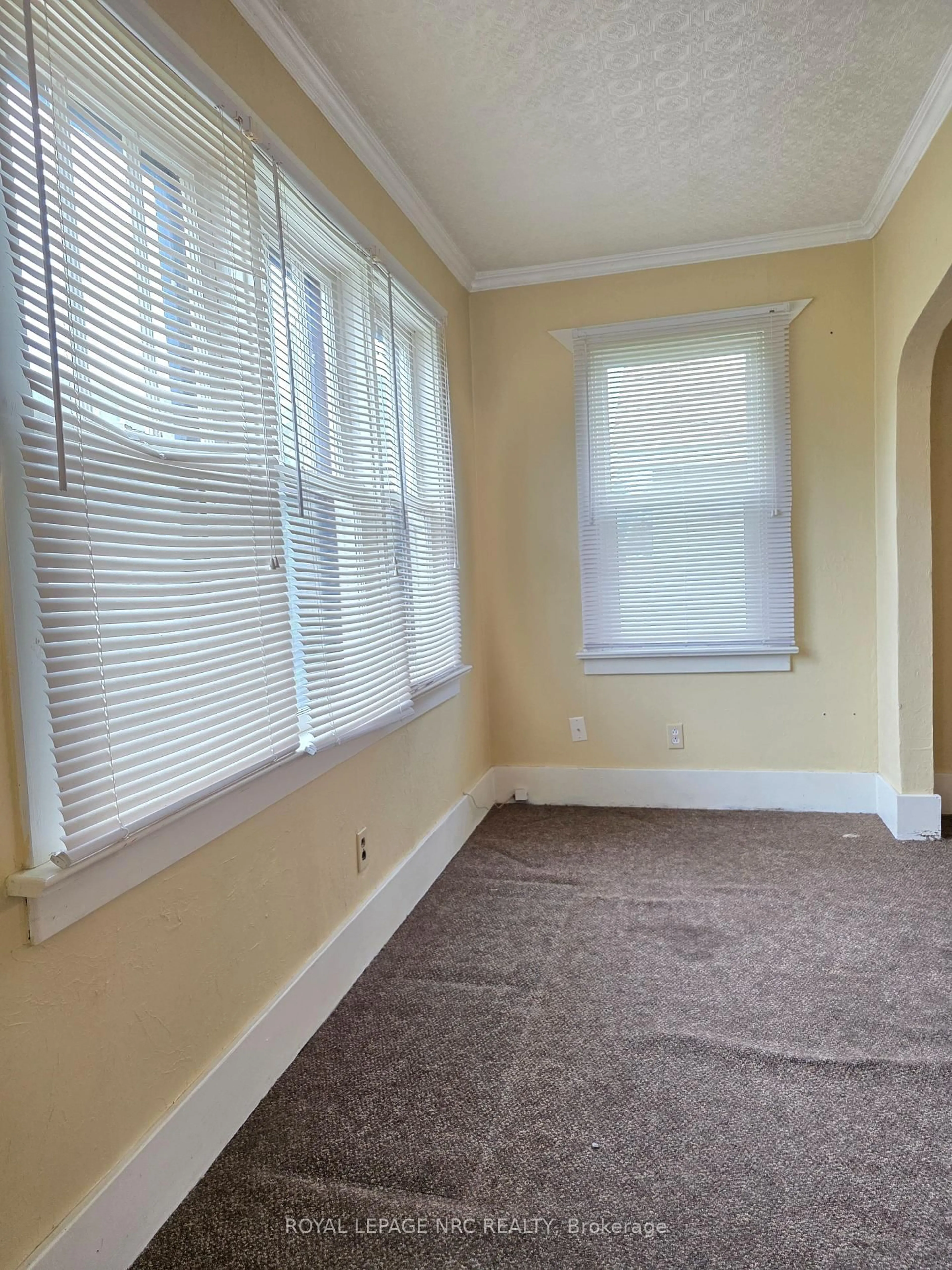 A pic of a room for 103 Main St, Port Colborne Ontario L3K 1S3