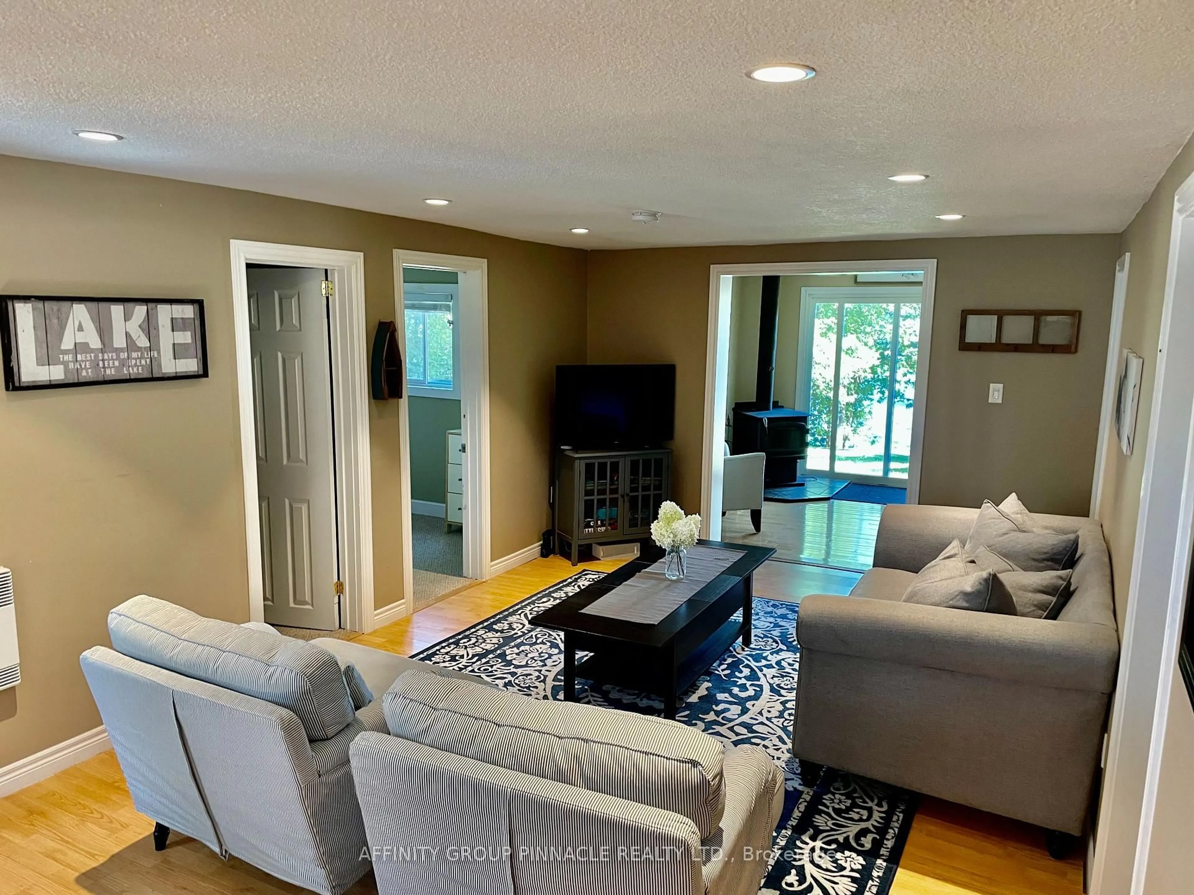 Living room with furniture, unknown for 1 Rose St, Kawartha Lakes Ontario K9V 4R6