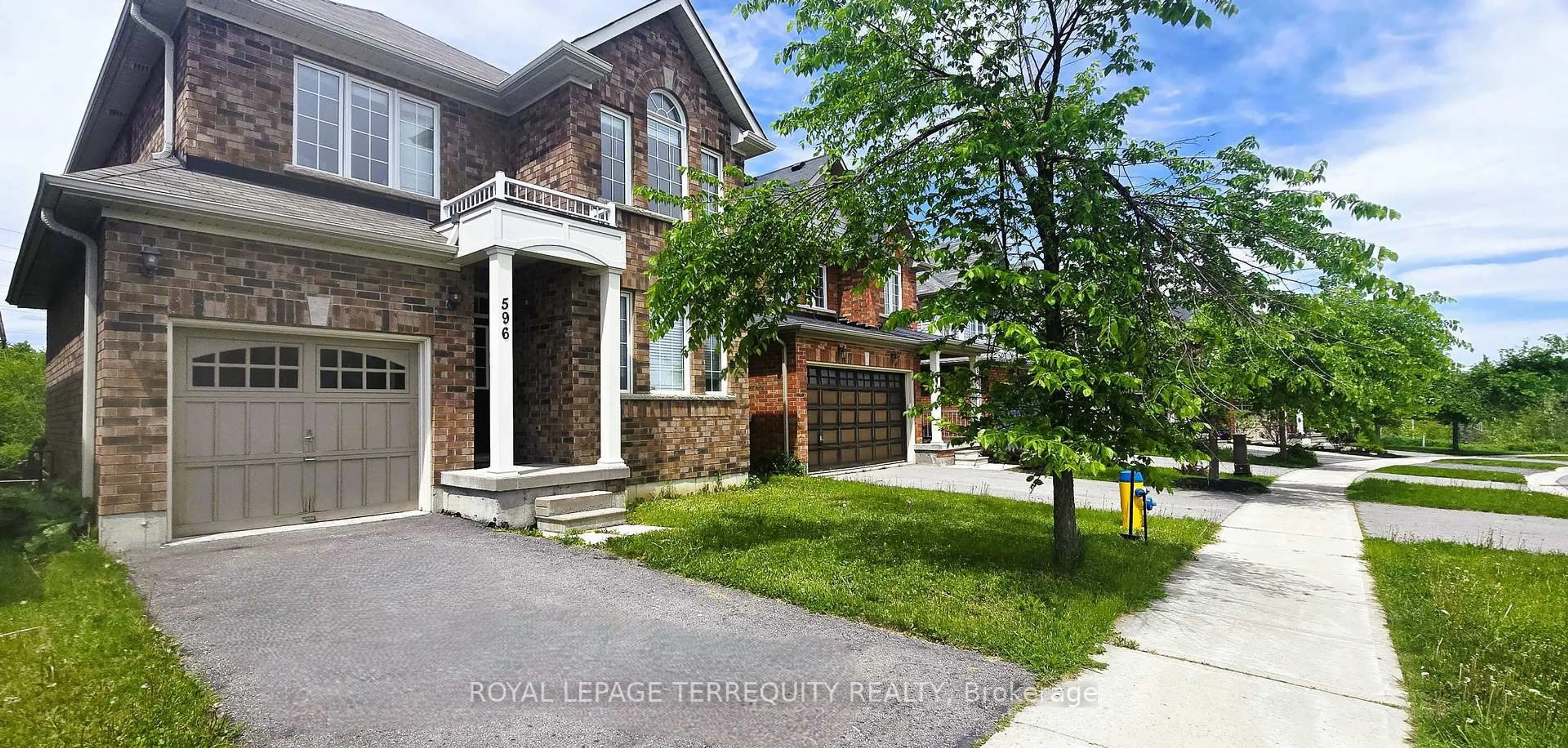 Home with brick exterior material, street for 596 Settlers Rdge, Peterborough North Ontario K9L 0E6
