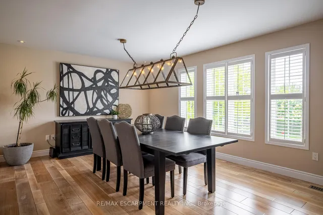 Additional property image - 70 ANDERSON Crt