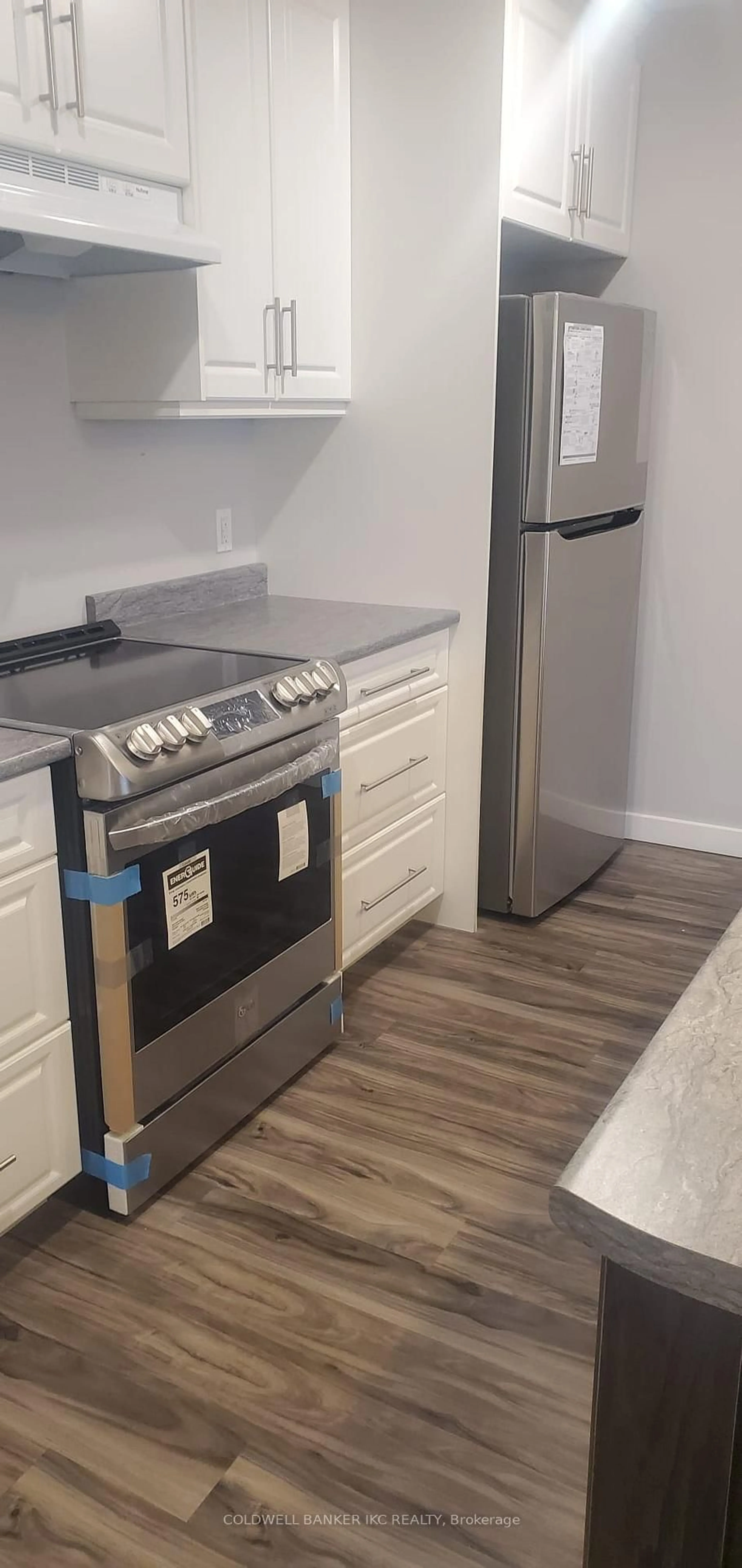 Standard kitchen, unknown for 240 Glen Nora Dr, Cornwall Ontario K6H 0A8