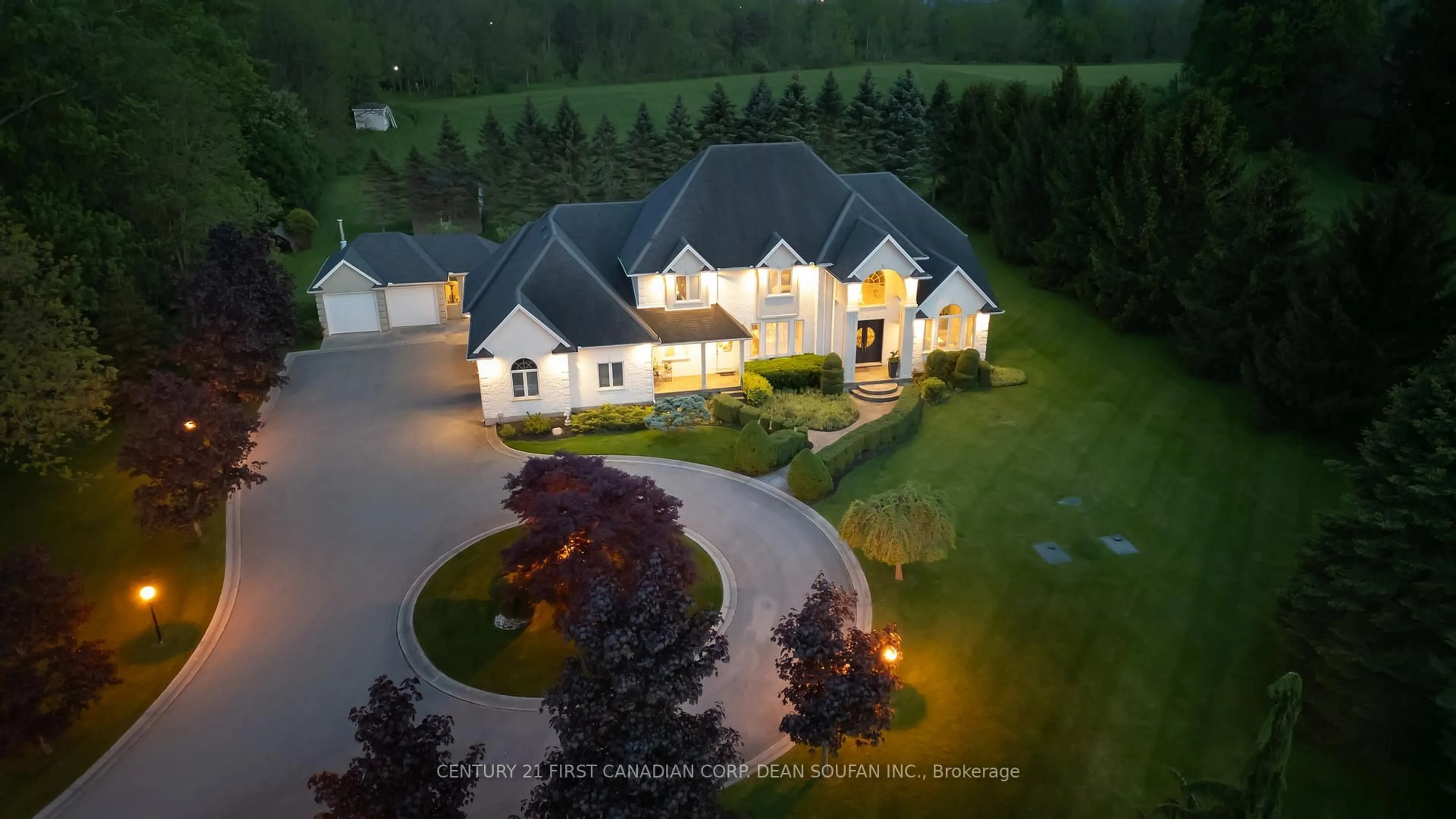 A pic from outside/outdoor area/front of a property/back of a property/a pic from drone, street for 20735 Denfield Rd, London North Ontario N6H 5L2