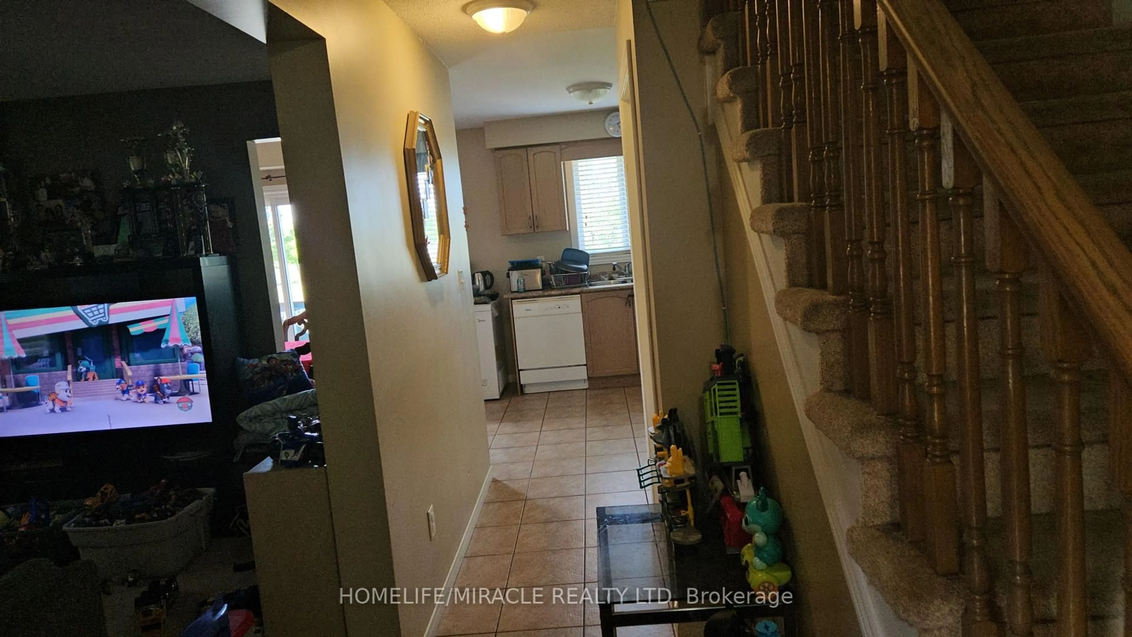 Unknown for 12 Jonathon Crt, Hamilton Ontario L8W 0A1