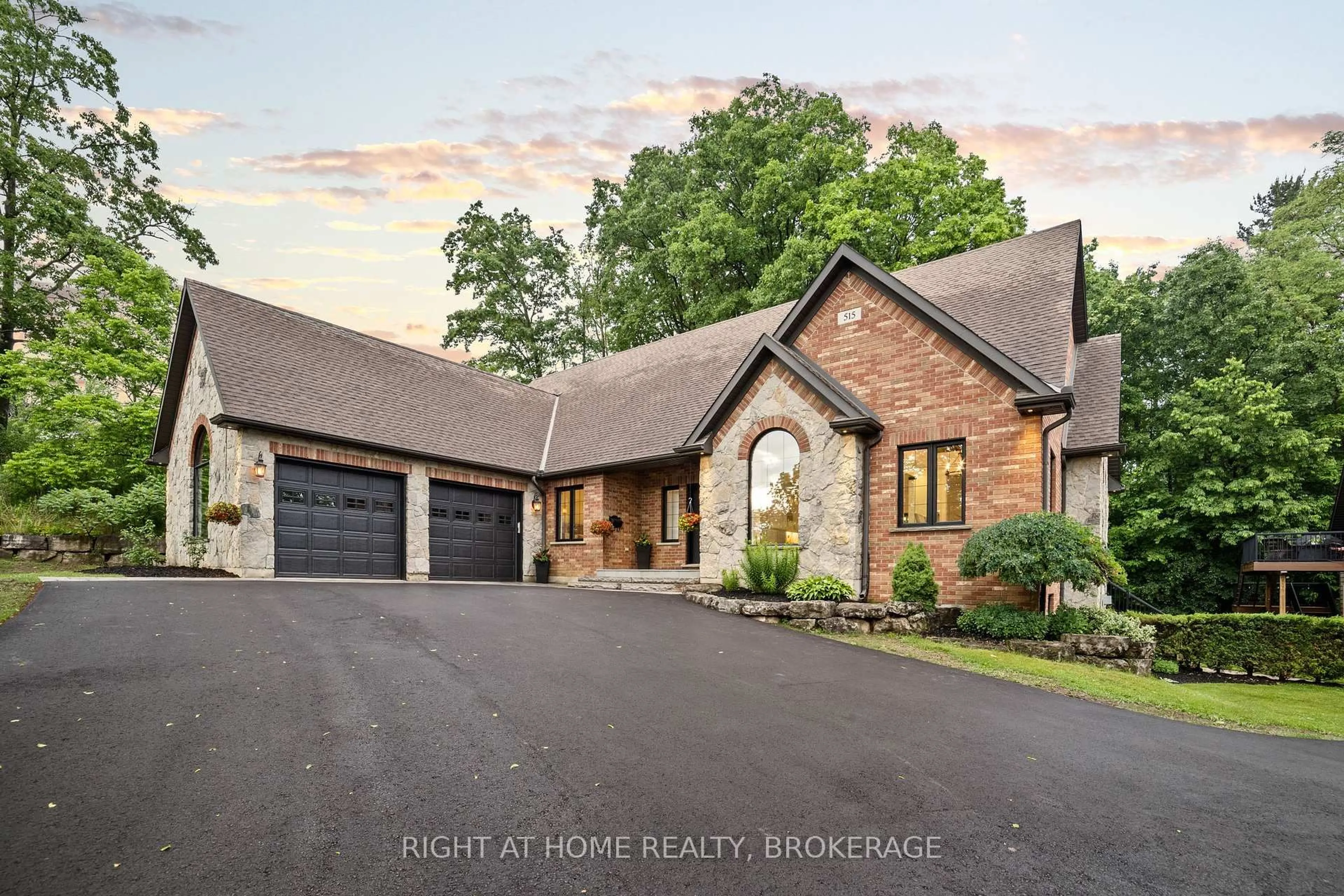 Home with brick exterior material, street for 515 Hamilton Dr, Hamilton Ontario L9G 2A9