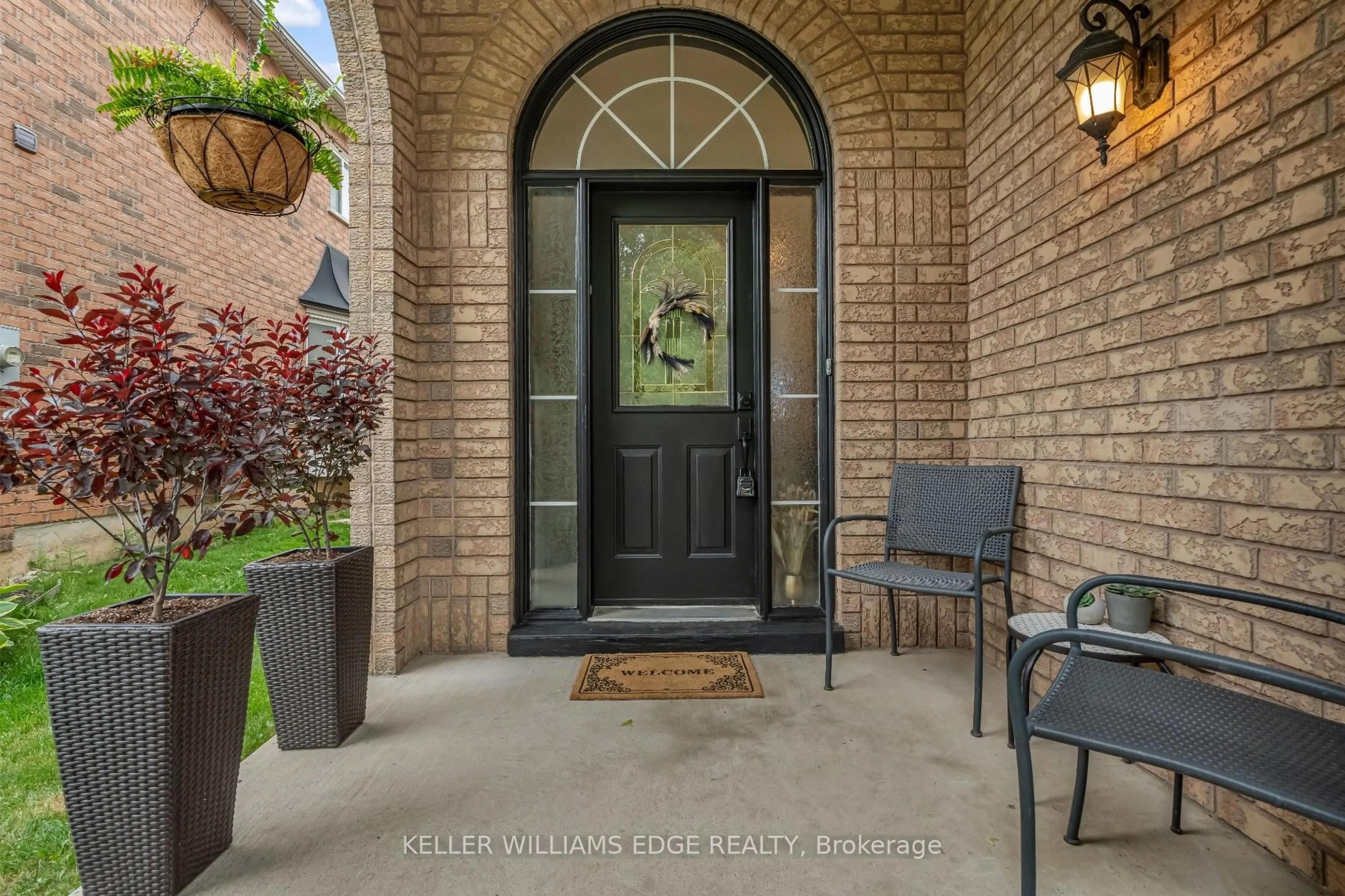 Indoor entryway for 84 Rockhaven Lane, Hamilton Ontario L0R 2H6