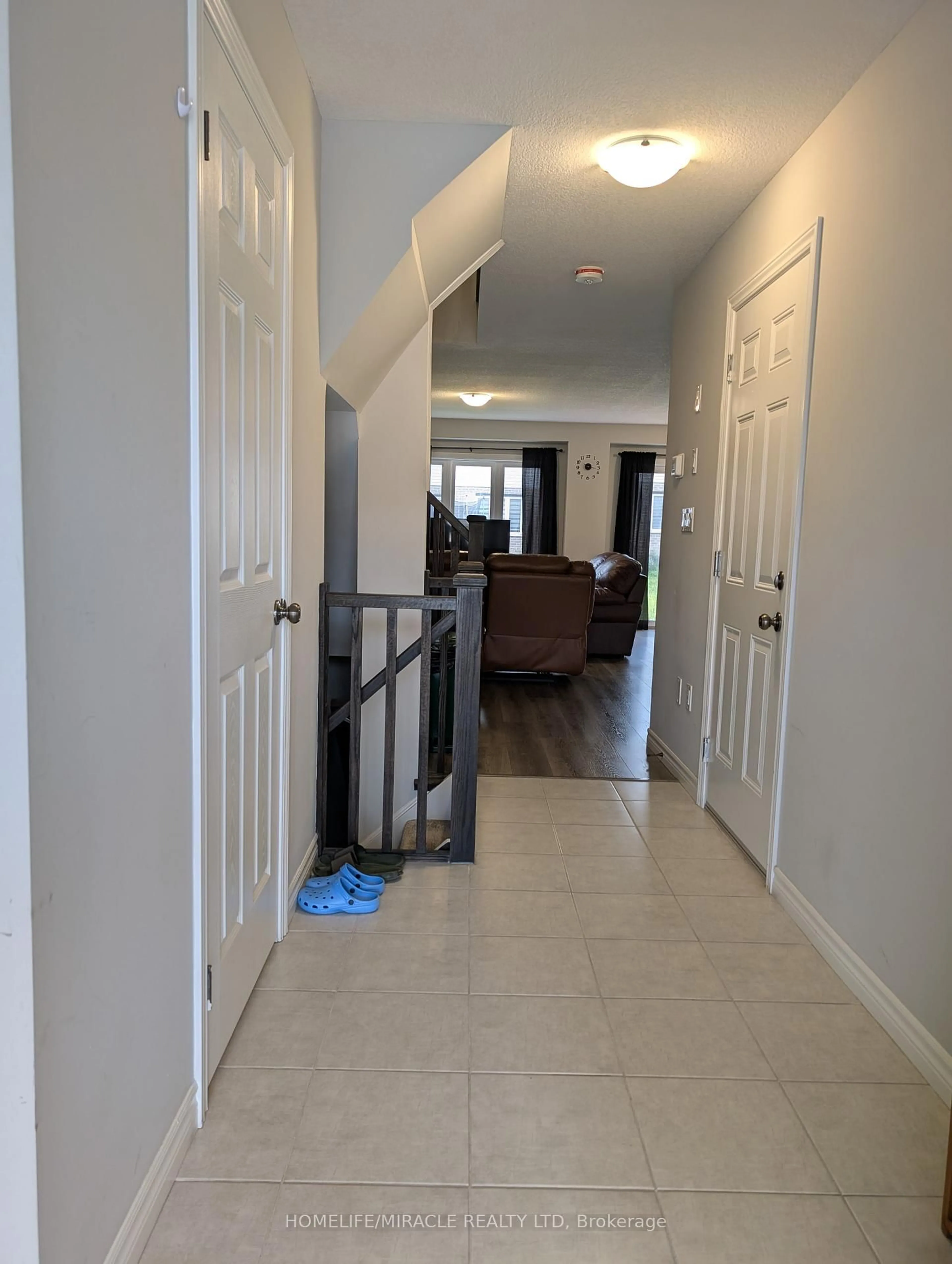 Unknown for 37 Munch Ave, Cambridge Ontario N3L 0J4