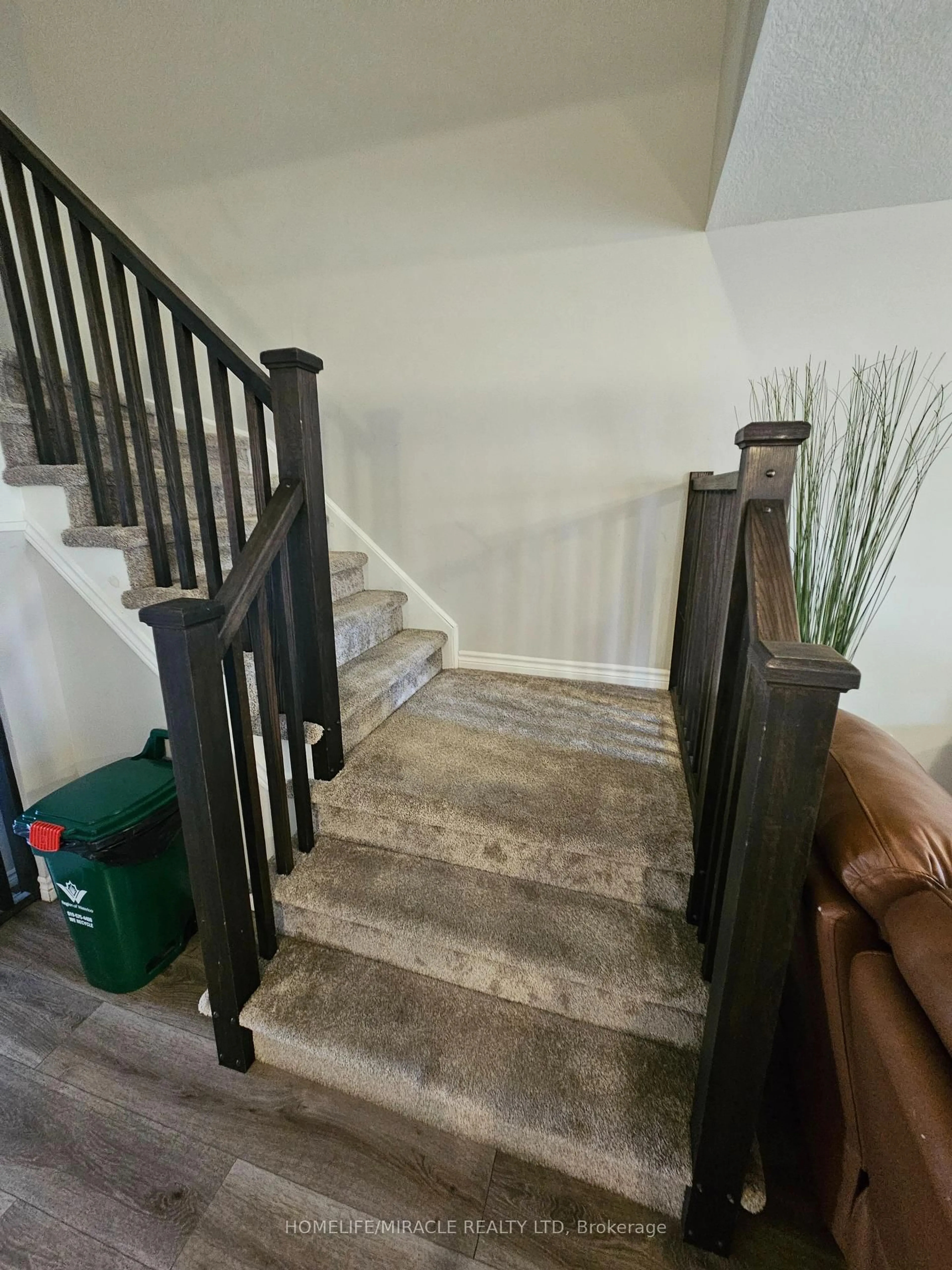 Stairs for 37 Munch Ave, Cambridge Ontario N3L 0J4