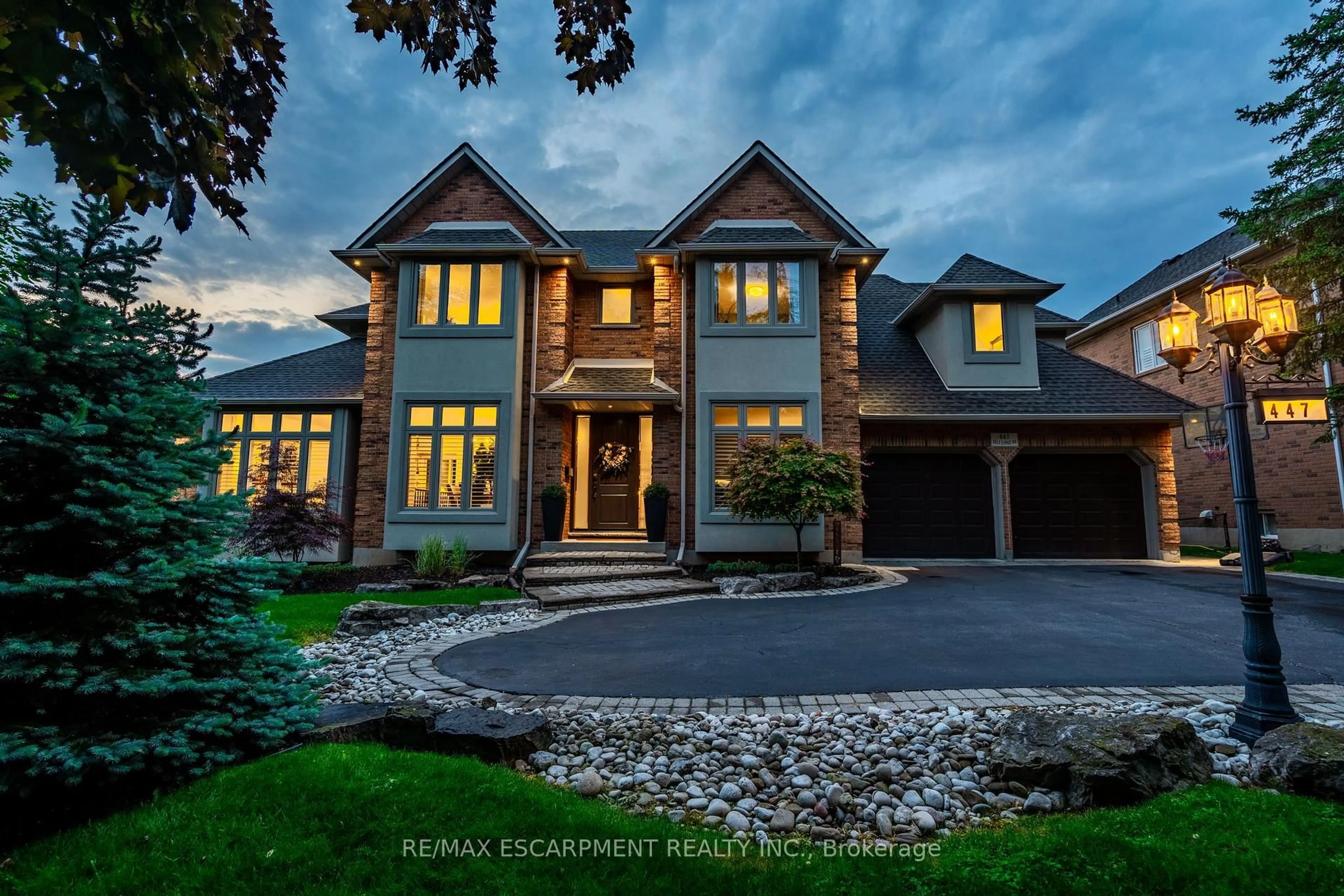 Home with brick exterior material, street for 447 GOLF LINKS Rd, Hamilton Ontario L9G 4X6
