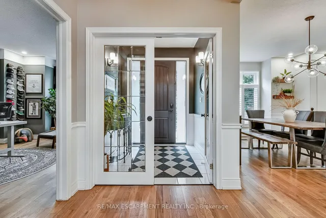 Additional property image - 447 GOLF LINKS Rd