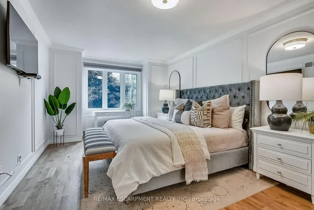 Additional property image - 447 GOLF LINKS Rd