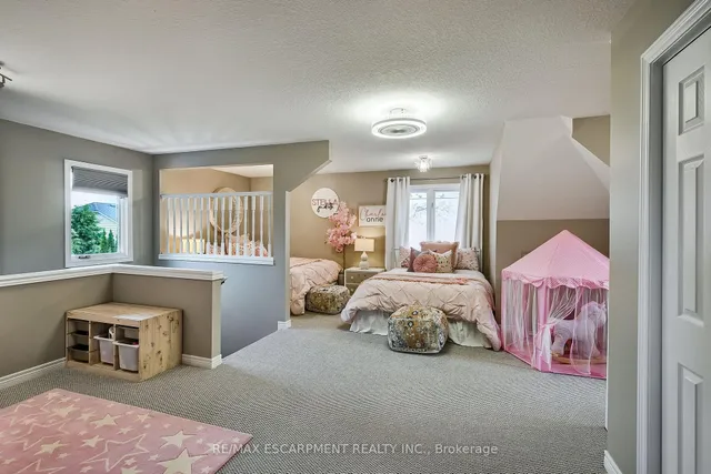 Additional property image - 447 GOLF LINKS Rd