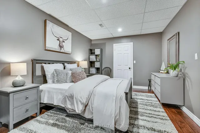 Additional property image - 447 GOLF LINKS Rd