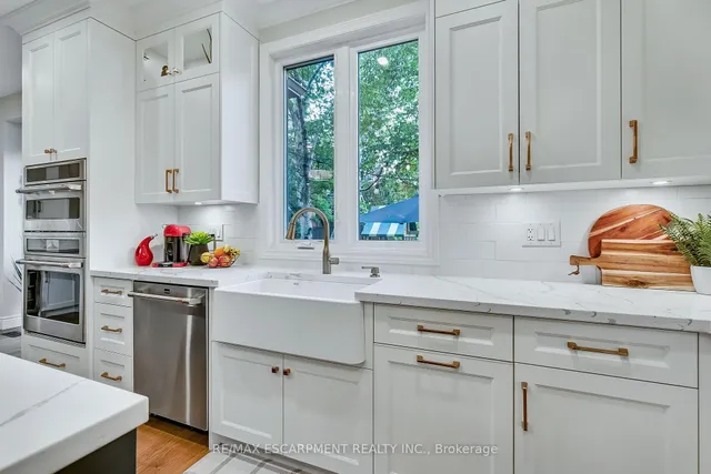 Additional property image - 447 GOLF LINKS Rd