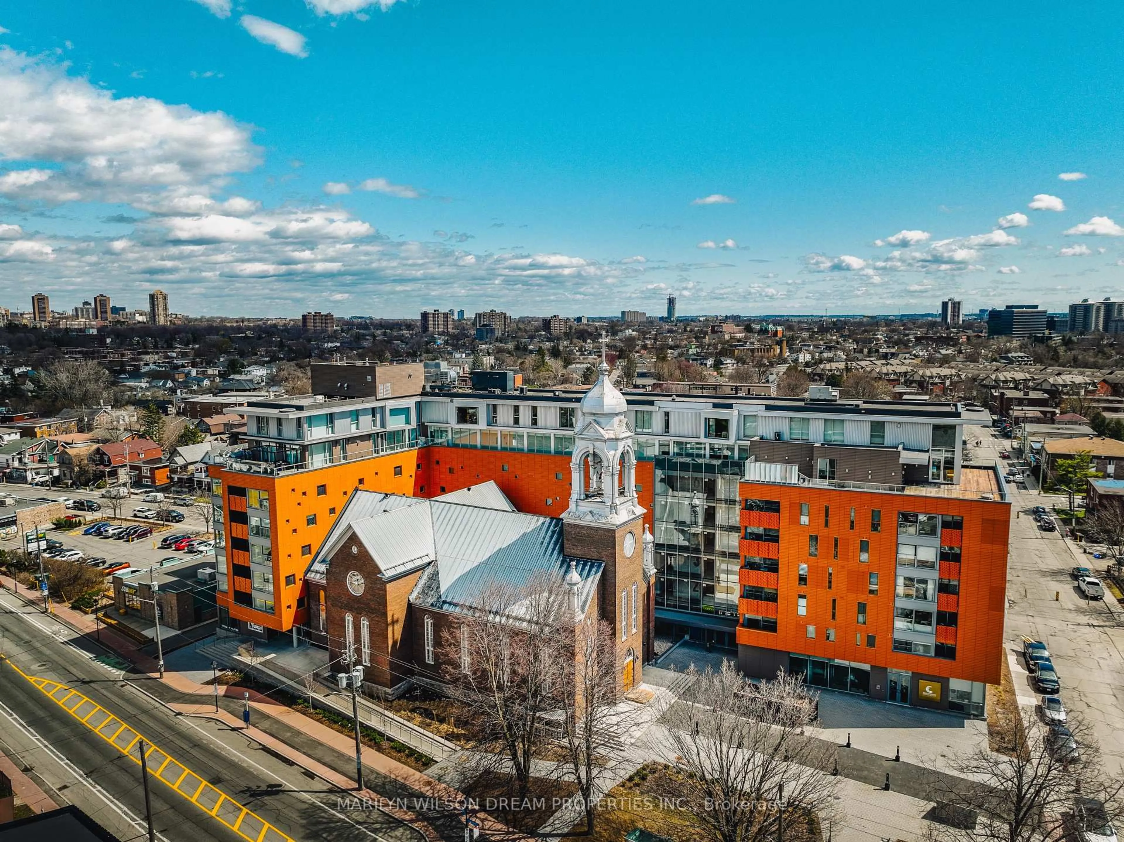 A pic from outside/outdoor area/front of a property/back of a property/a pic from drone, city buildings view from balcony for 135 Barrette St #PH3, Ottawa Ontario K1L 7Z9