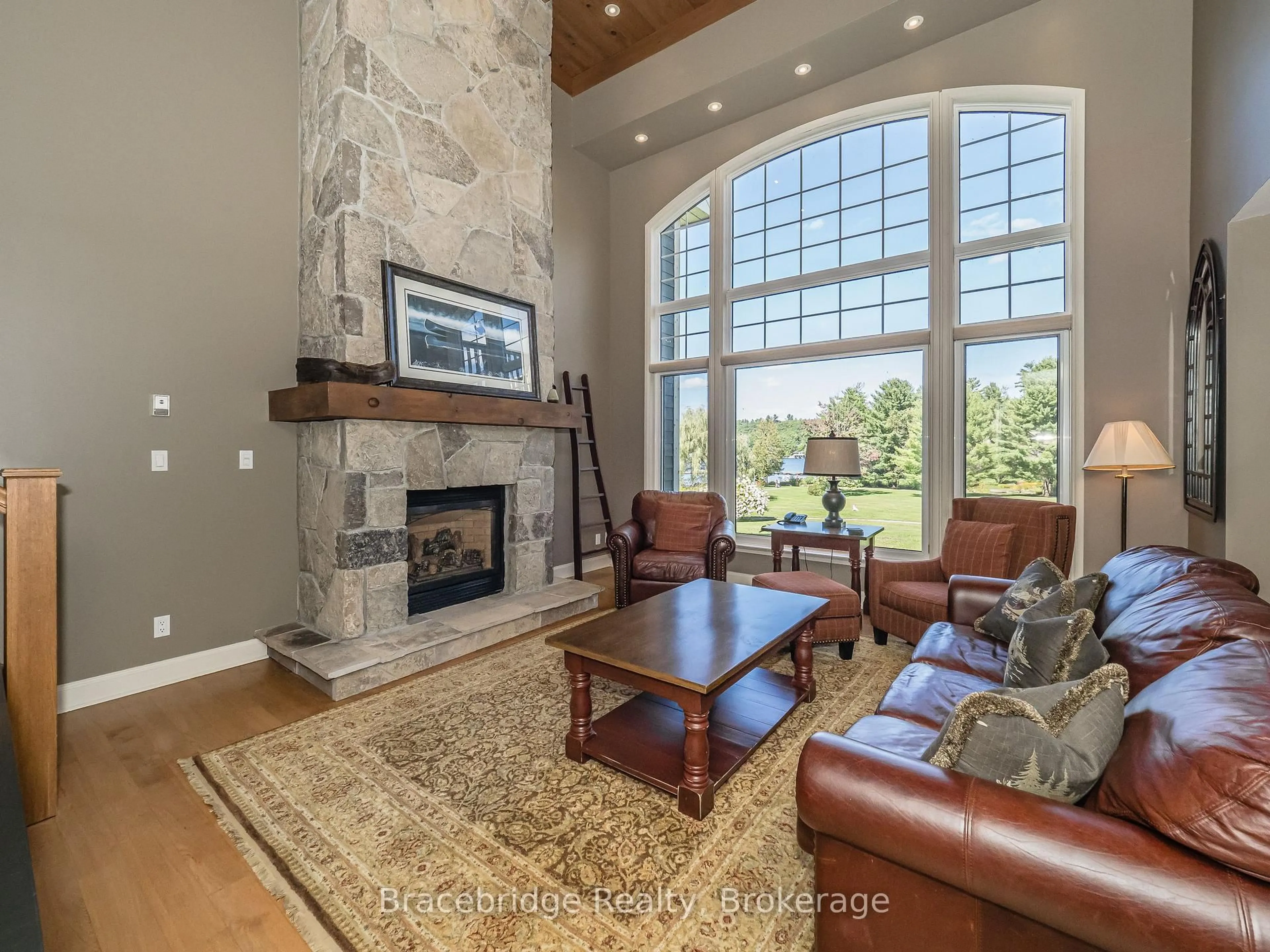 Living room with furniture, unknown for 3876 MUSKOKA RD HWY 118 #Sandfield 4 Week 1, Muskoka Lakes Ontario P0B 1J0