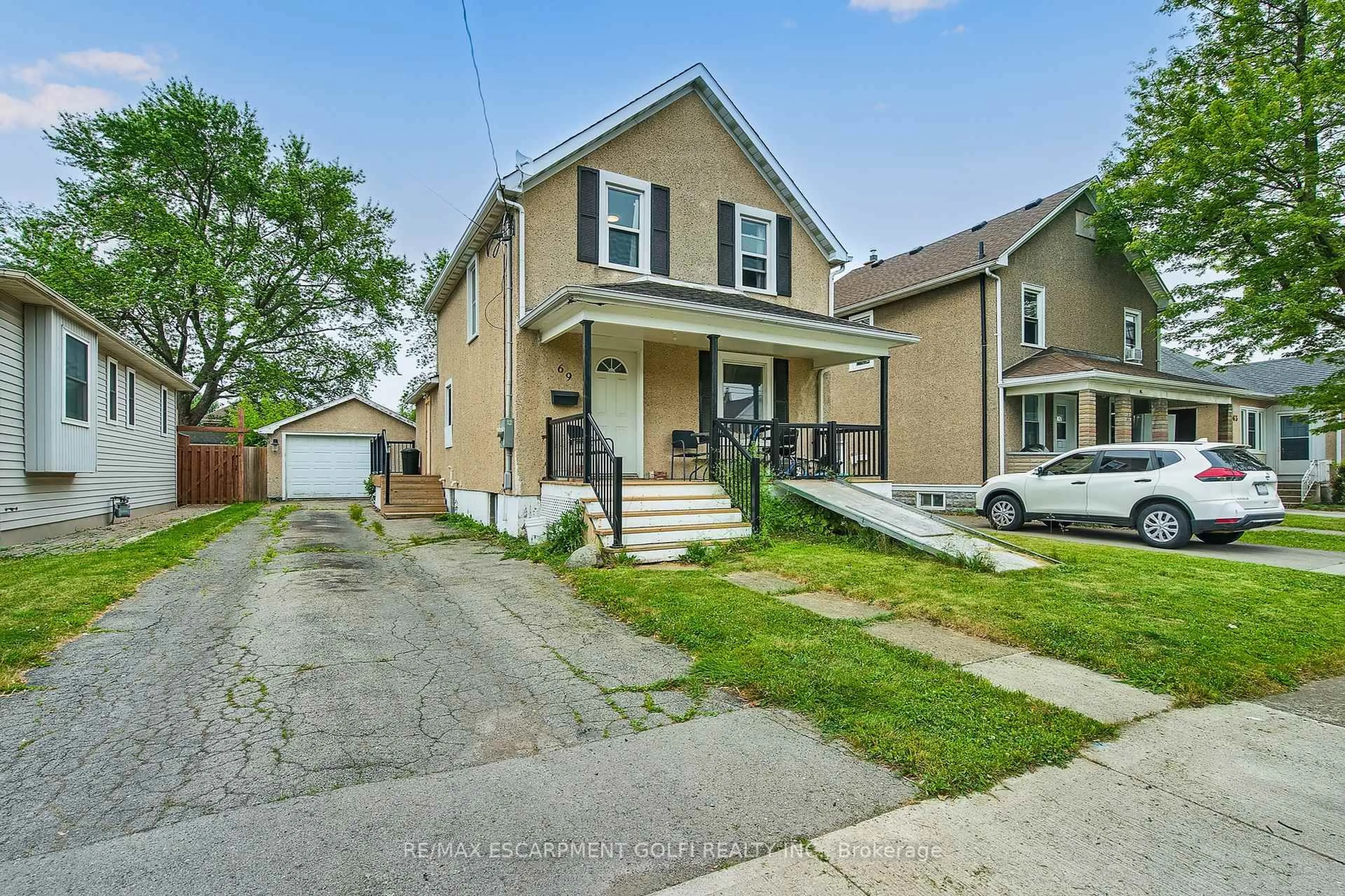 Unknown for 69 PARK St, Welland Ontario L3B 4M4