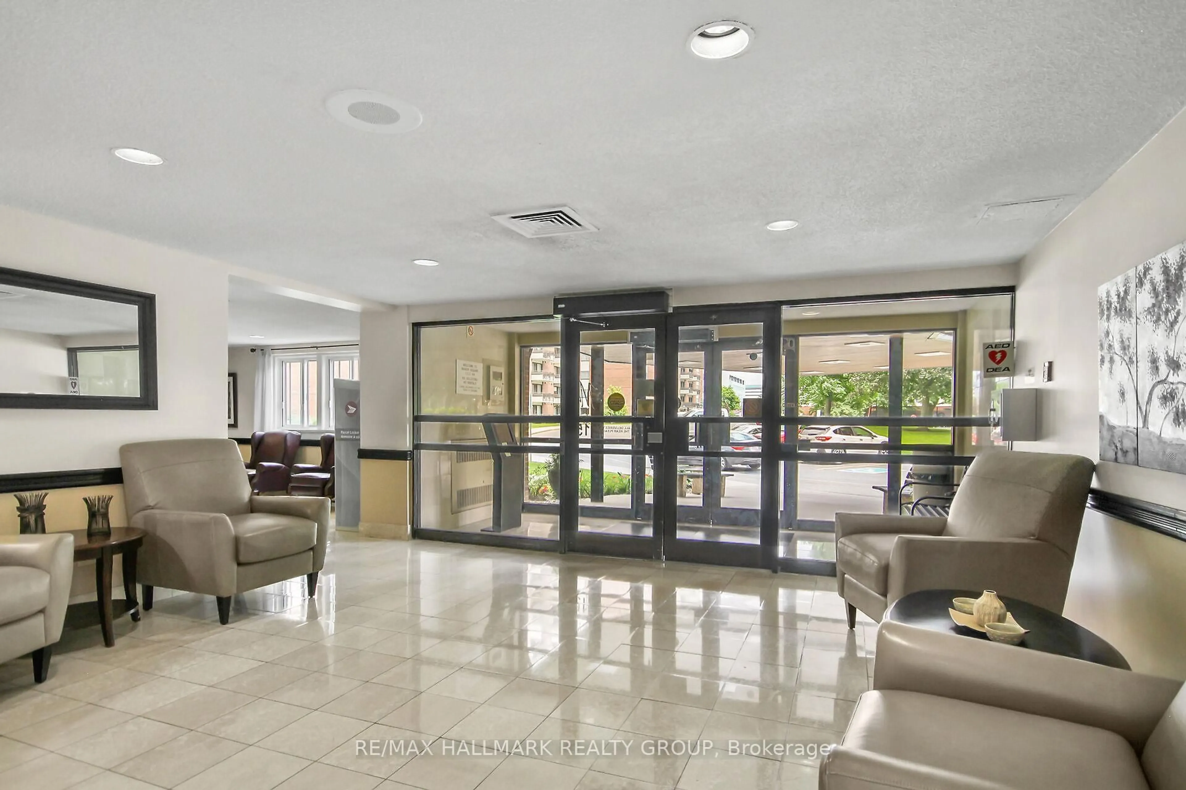 Lobby for 1505 Baseline Rd #210, Ottawa Ontario K2C 3L4