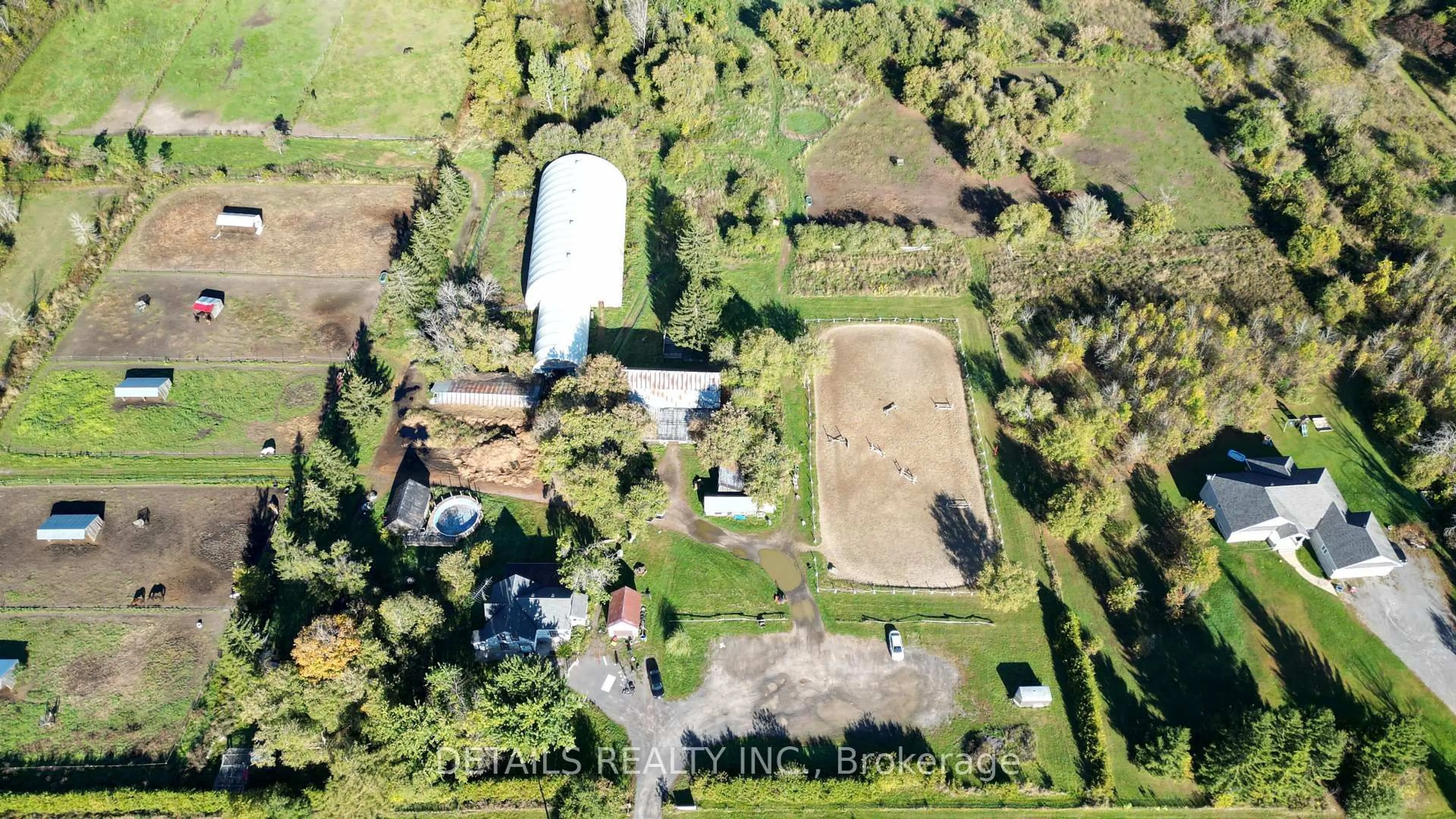 A pic from outside/outdoor area/front of a property/back of a property/a pic from drone, building for 7661 Franktown Rd, Richmond Ontario K0A 2Z0