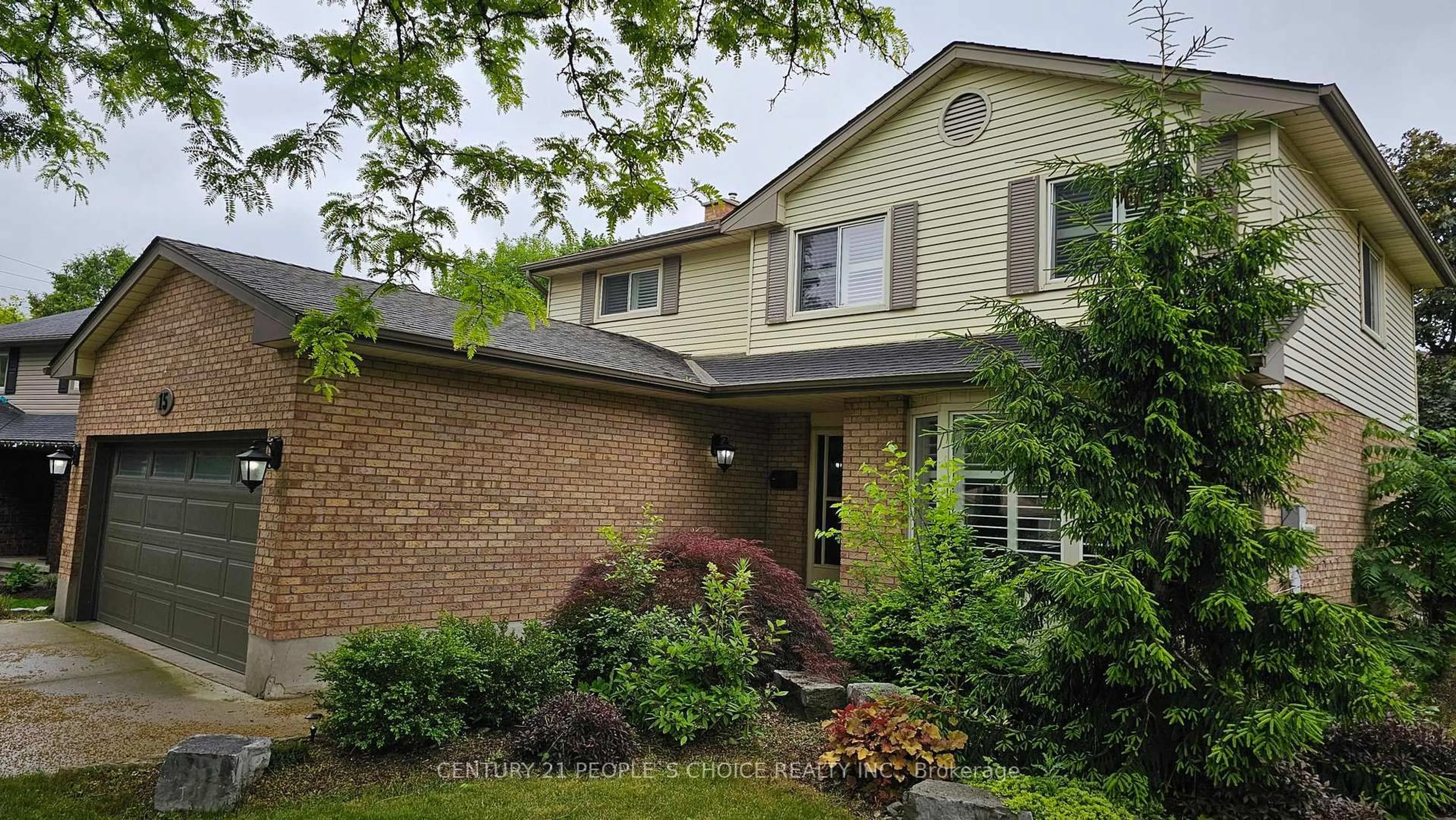 Home with brick exterior material, street for 15 Birchlawn Ave, Cambridge Ontario N1S 4S1