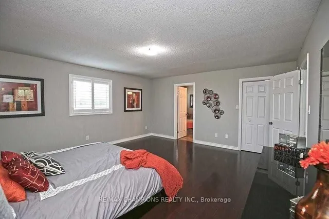 Additional property image - 115 Medici Lane