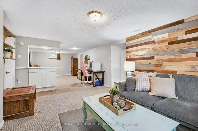 Additional property image - 50 Sandalwood Ave