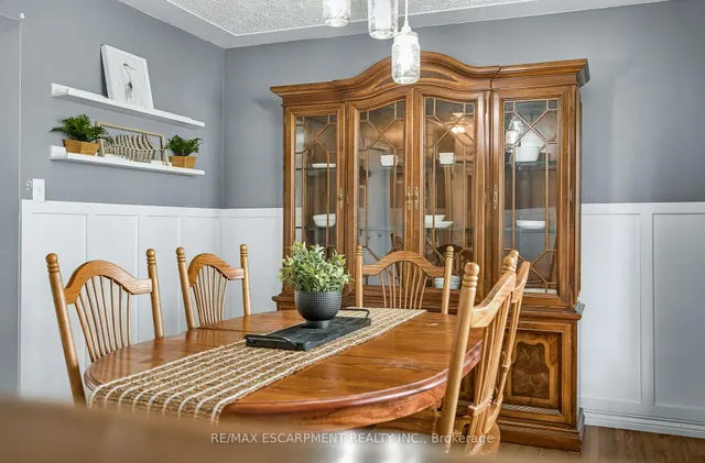 Additional property image - 50 Sandalwood Ave